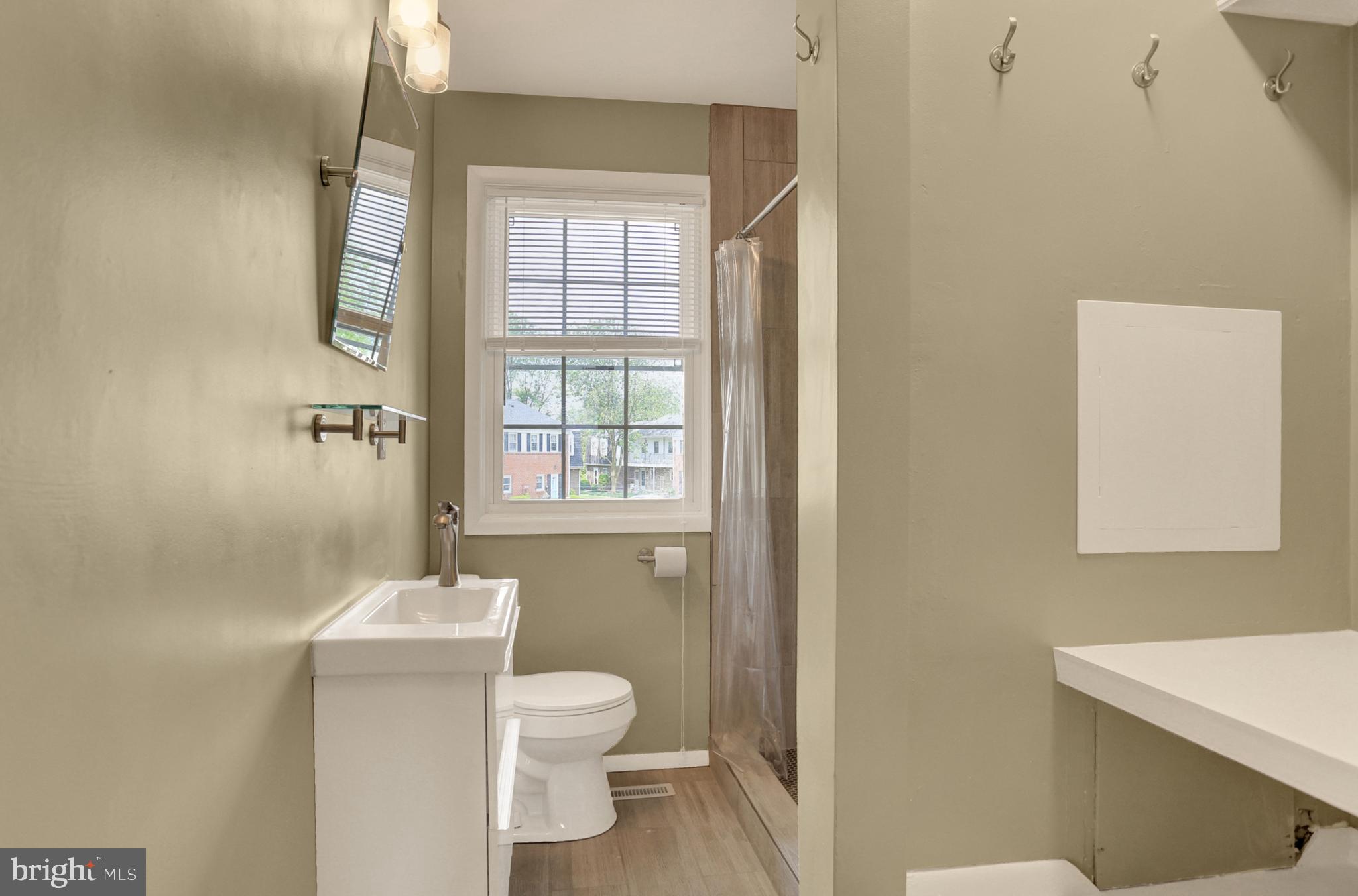 COLONY PARK - Residential