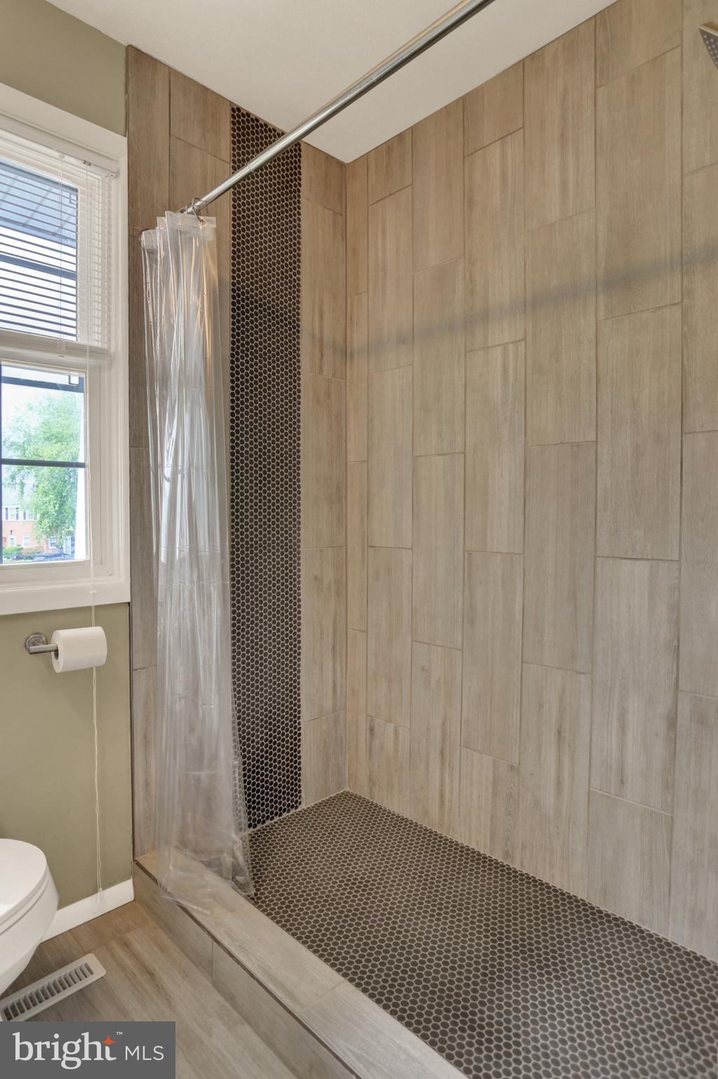 COLONY PARK - Residential