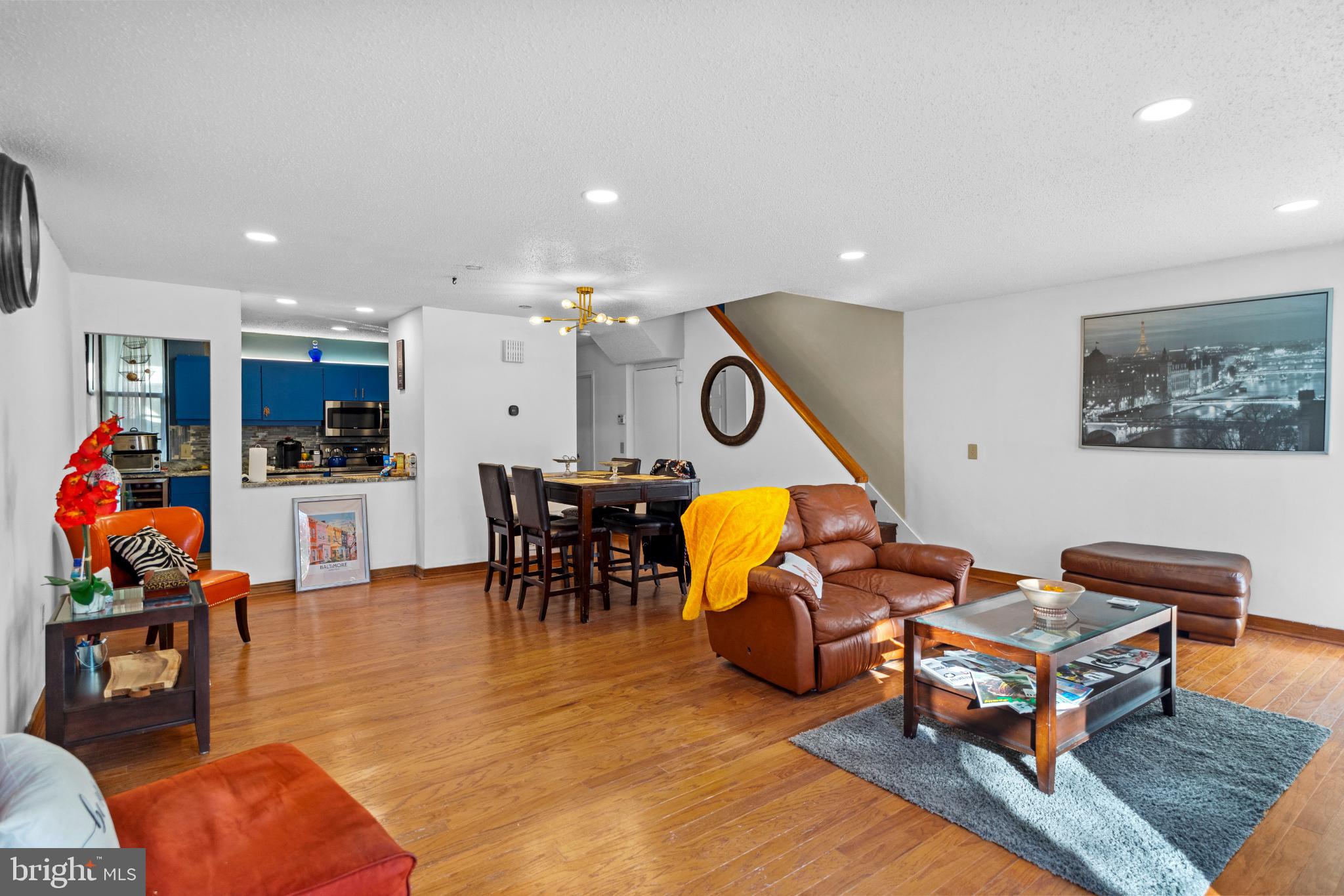 COLD SPRING NEWTOWN - Residential