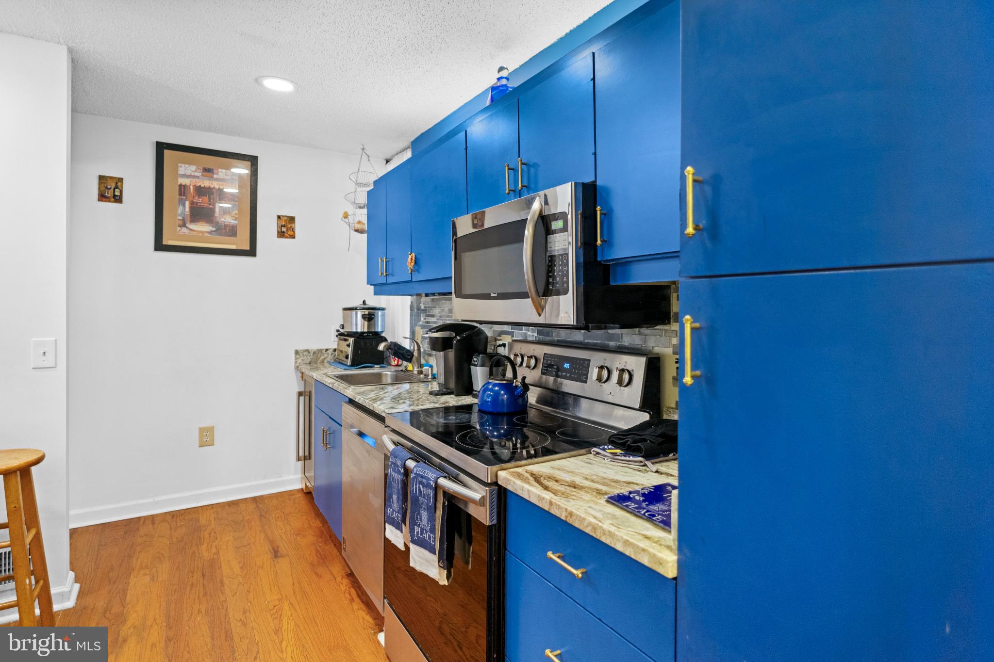 COLD SPRING NEWTOWN - Residential