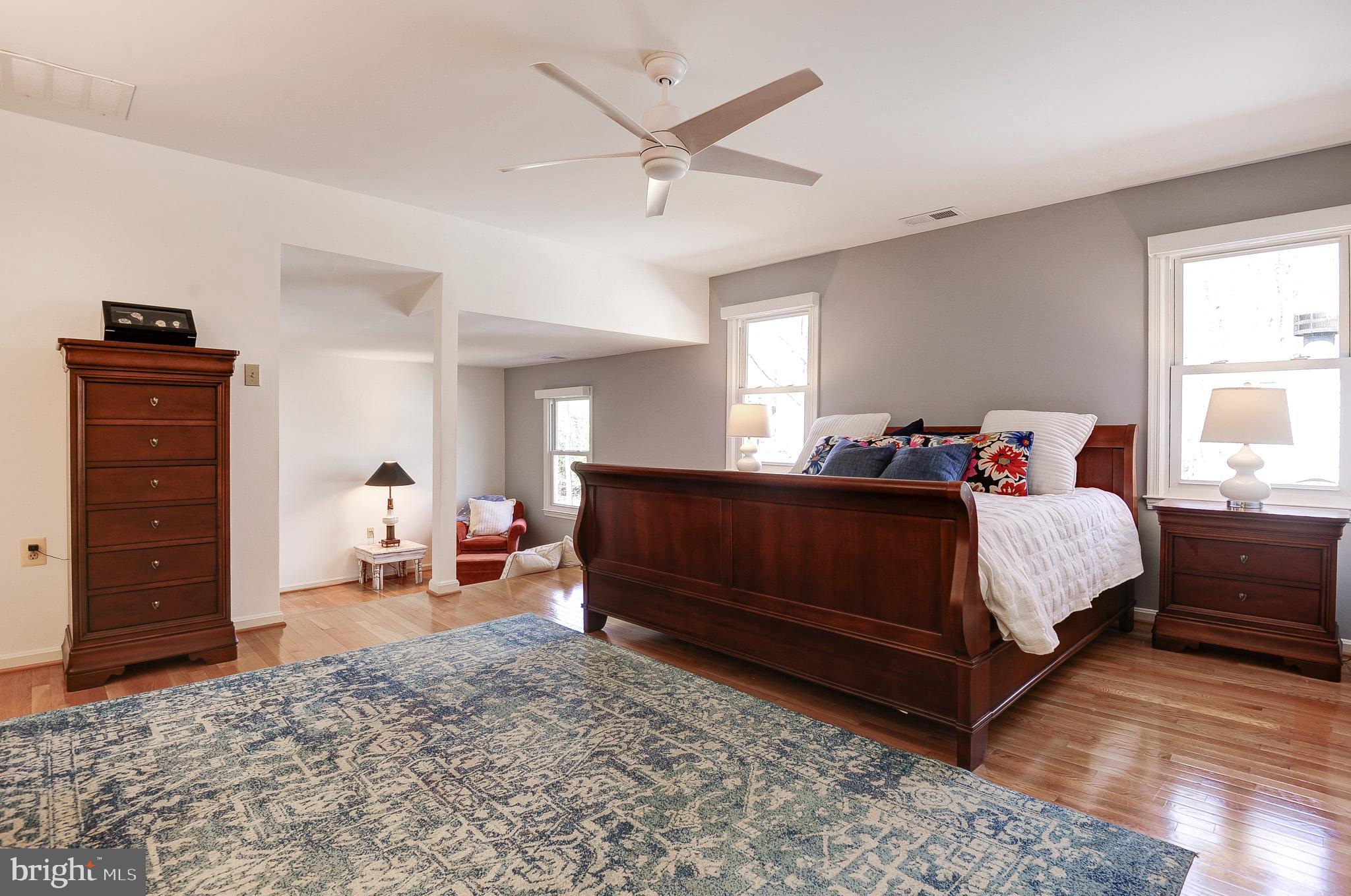 RESTON - Residential