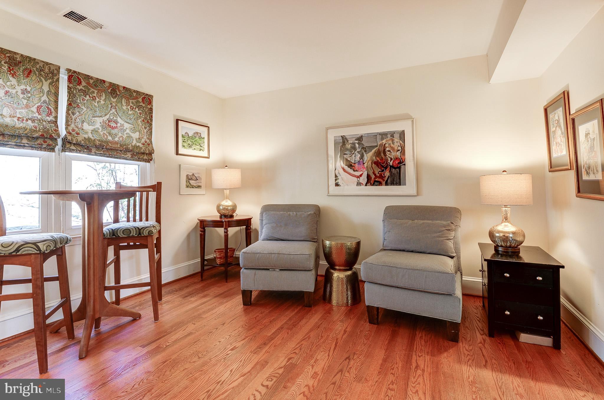 RESTON - Residential