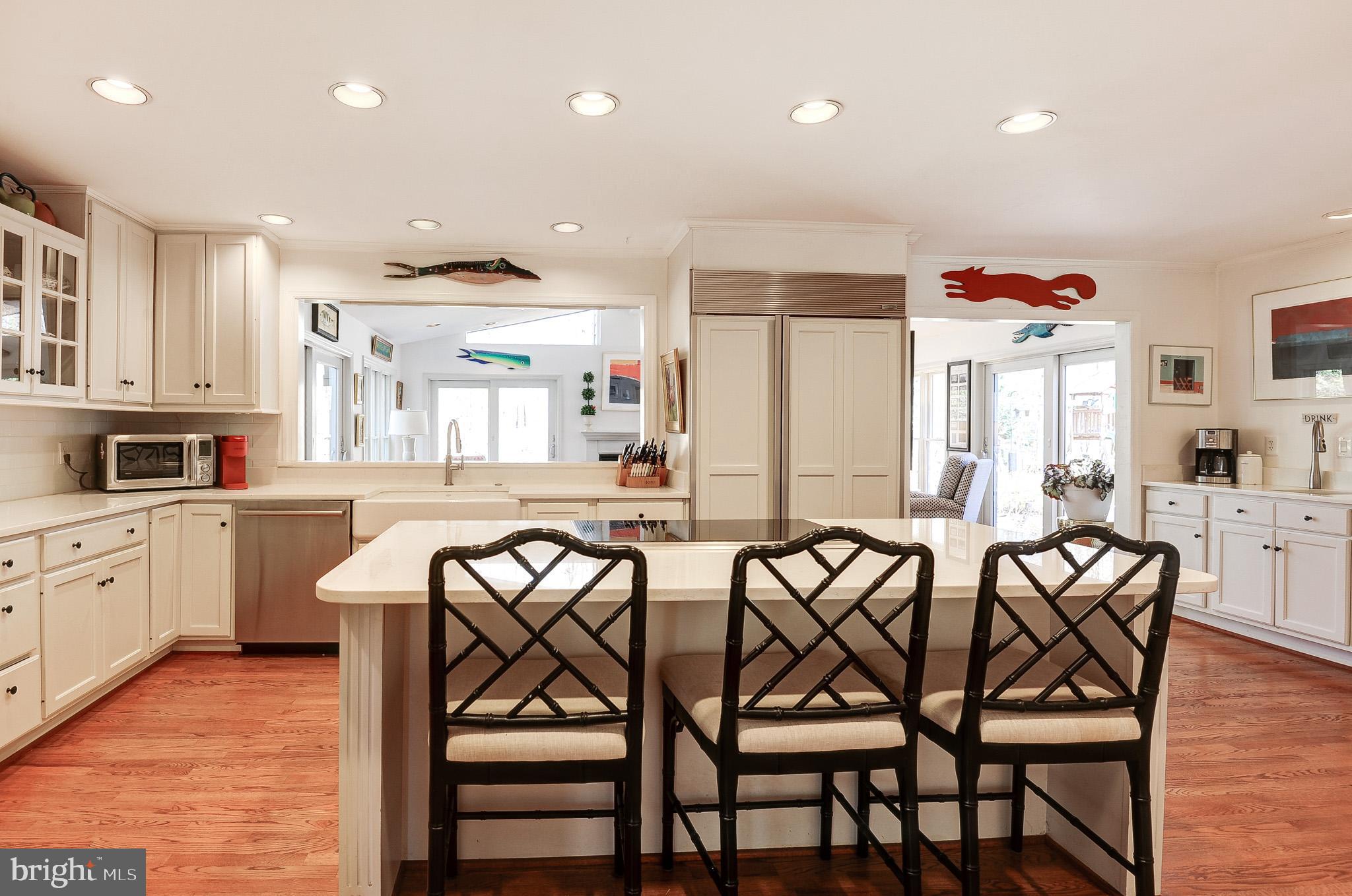 RESTON - Residential