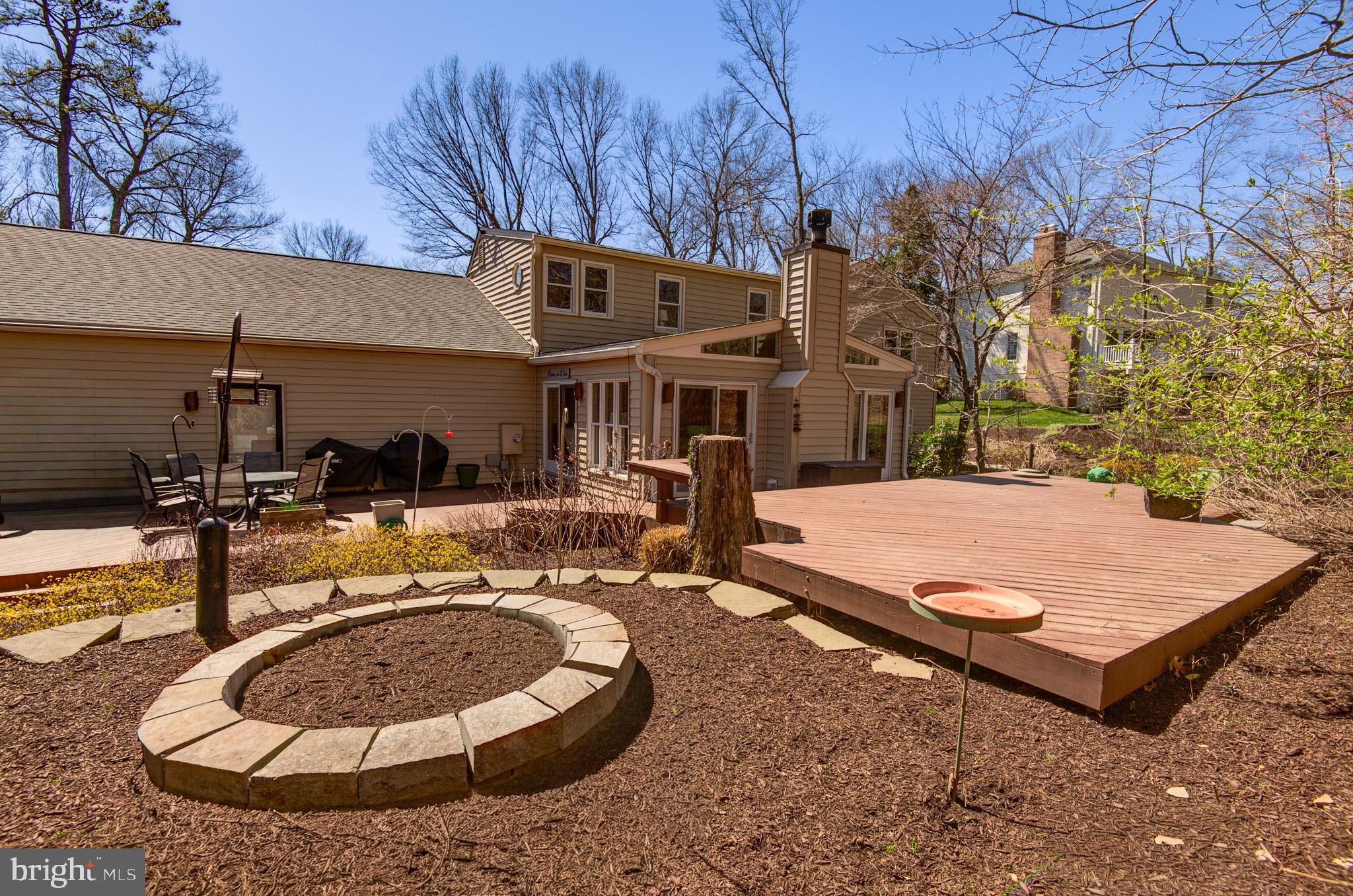 RESTON - Residential