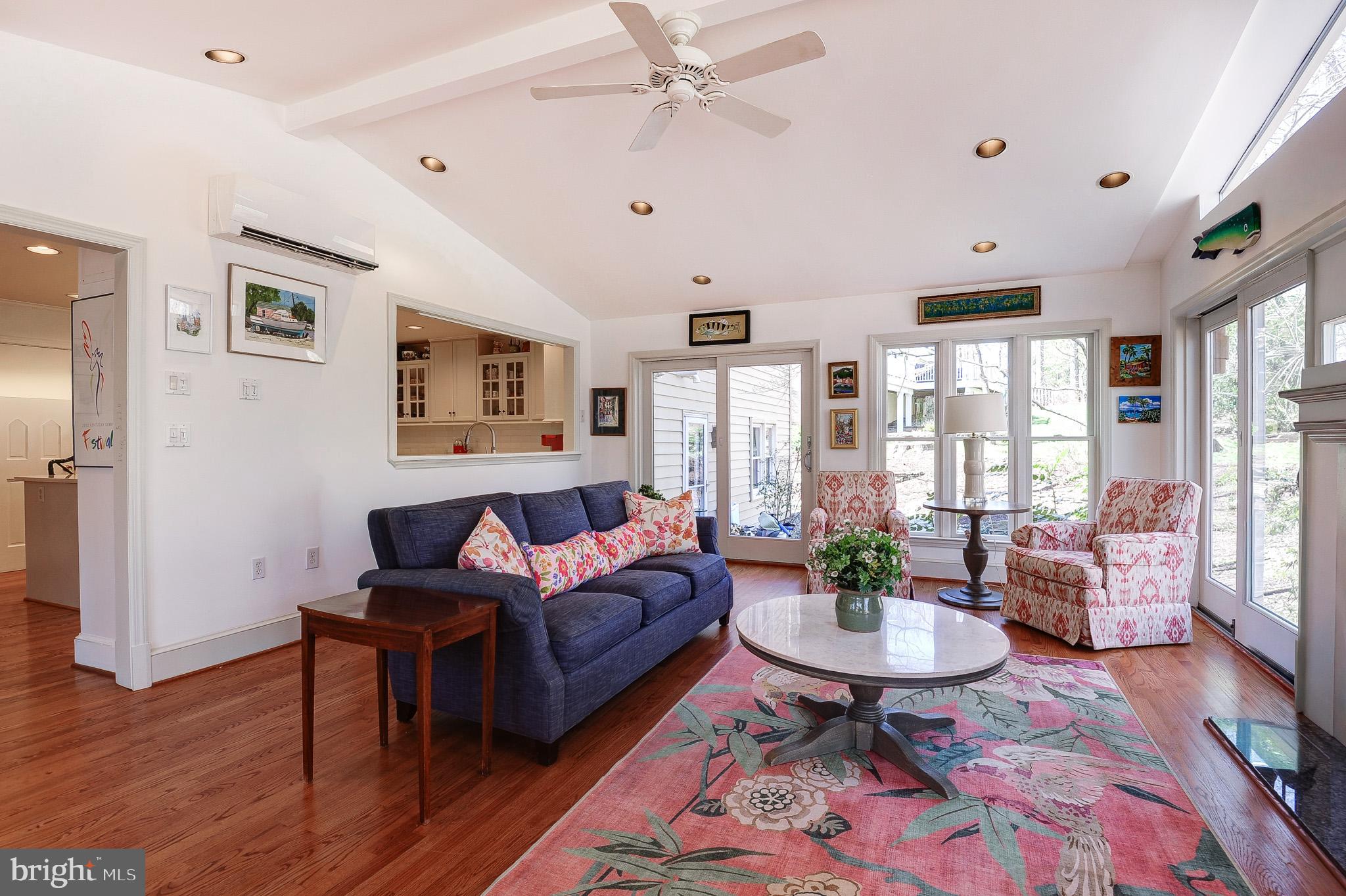 RESTON - Residential