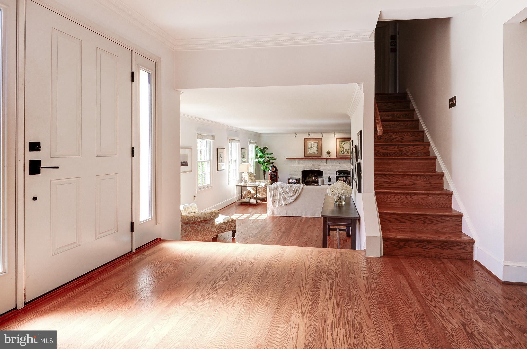 RESTON - Residential