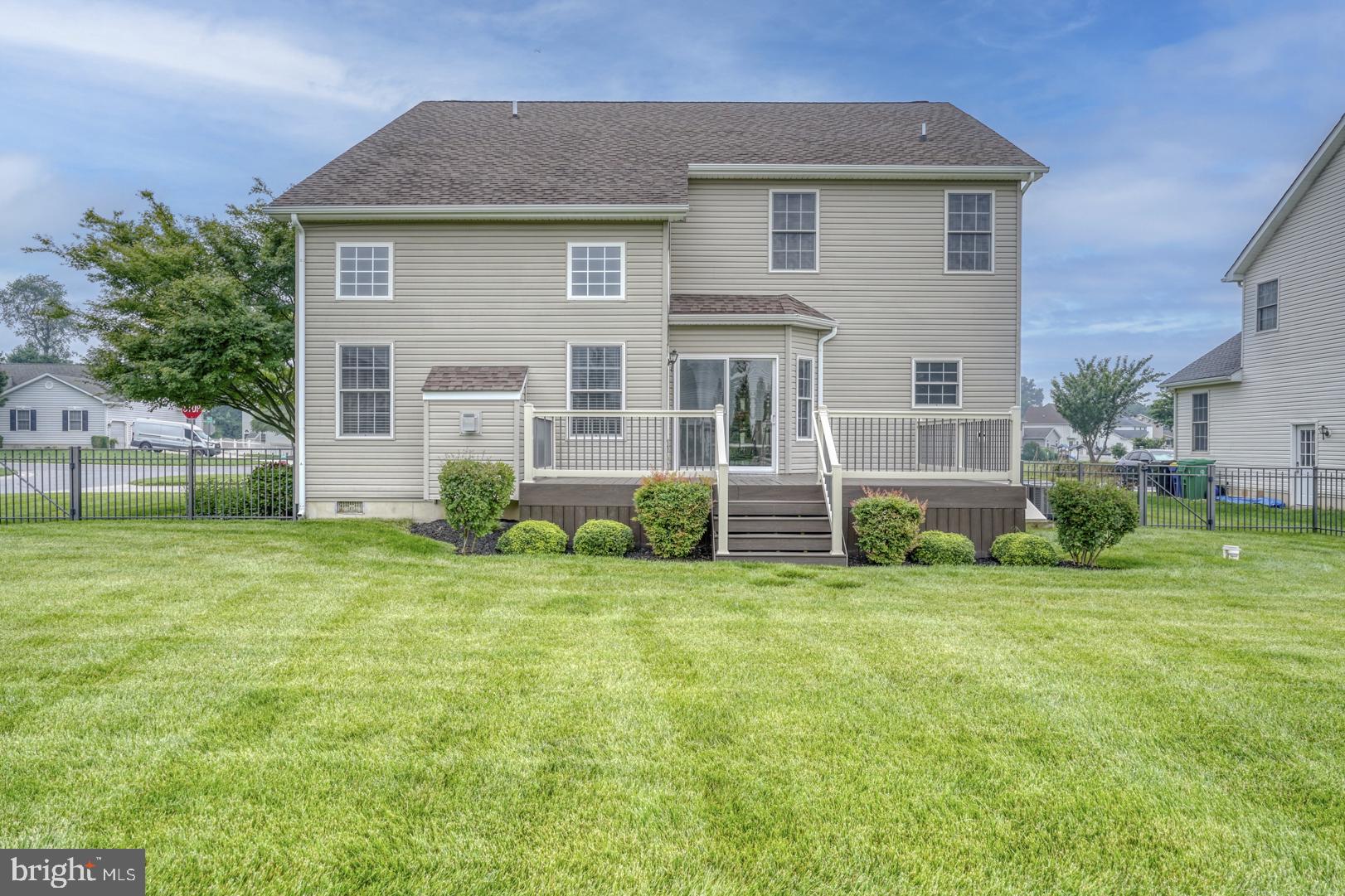 163 MANNERING DRIVE