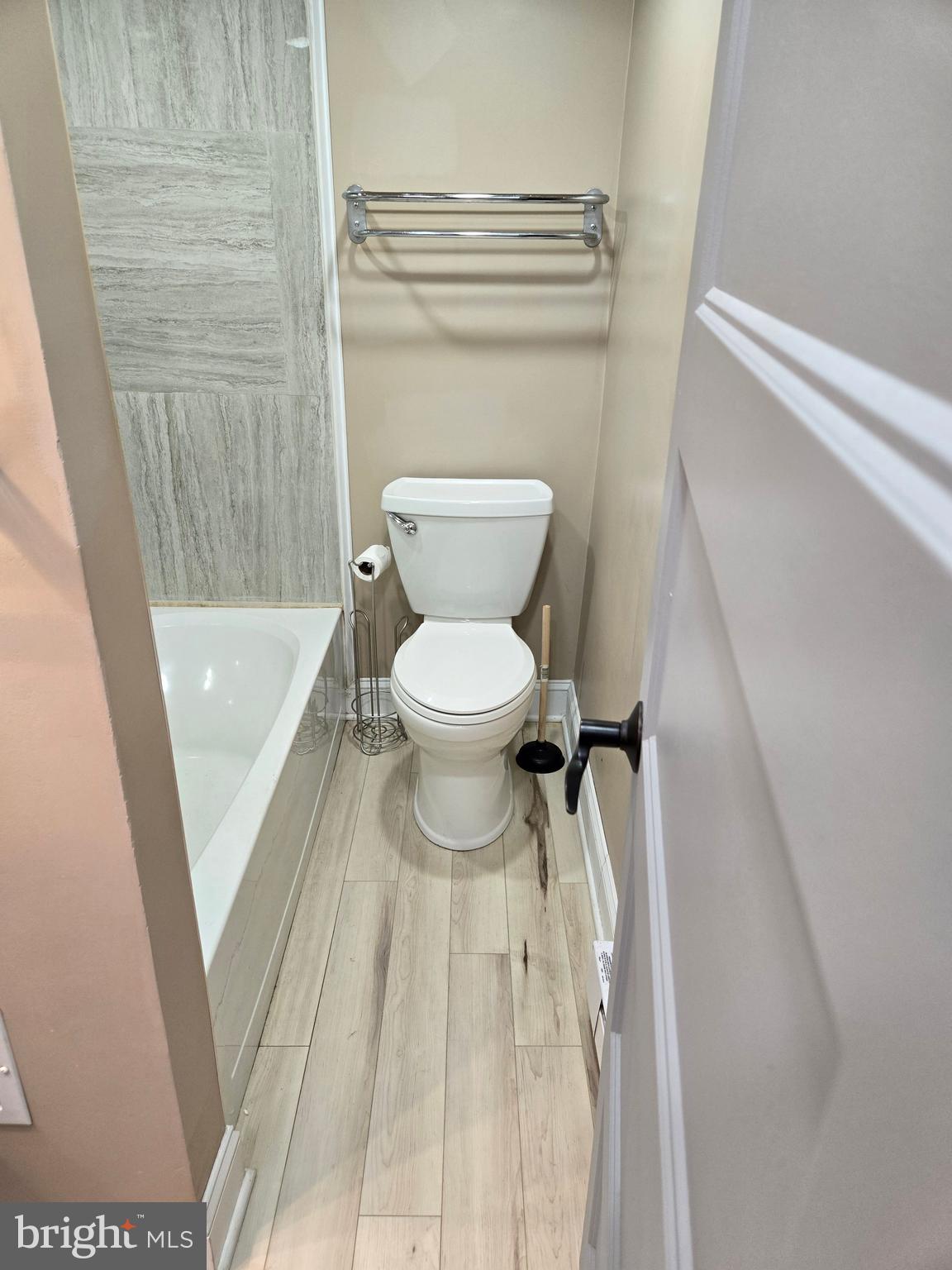 GERMANTOWN - Residential Lease