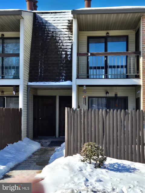 23 LANCASTER ESTATE MOUNT JOY PA 17552