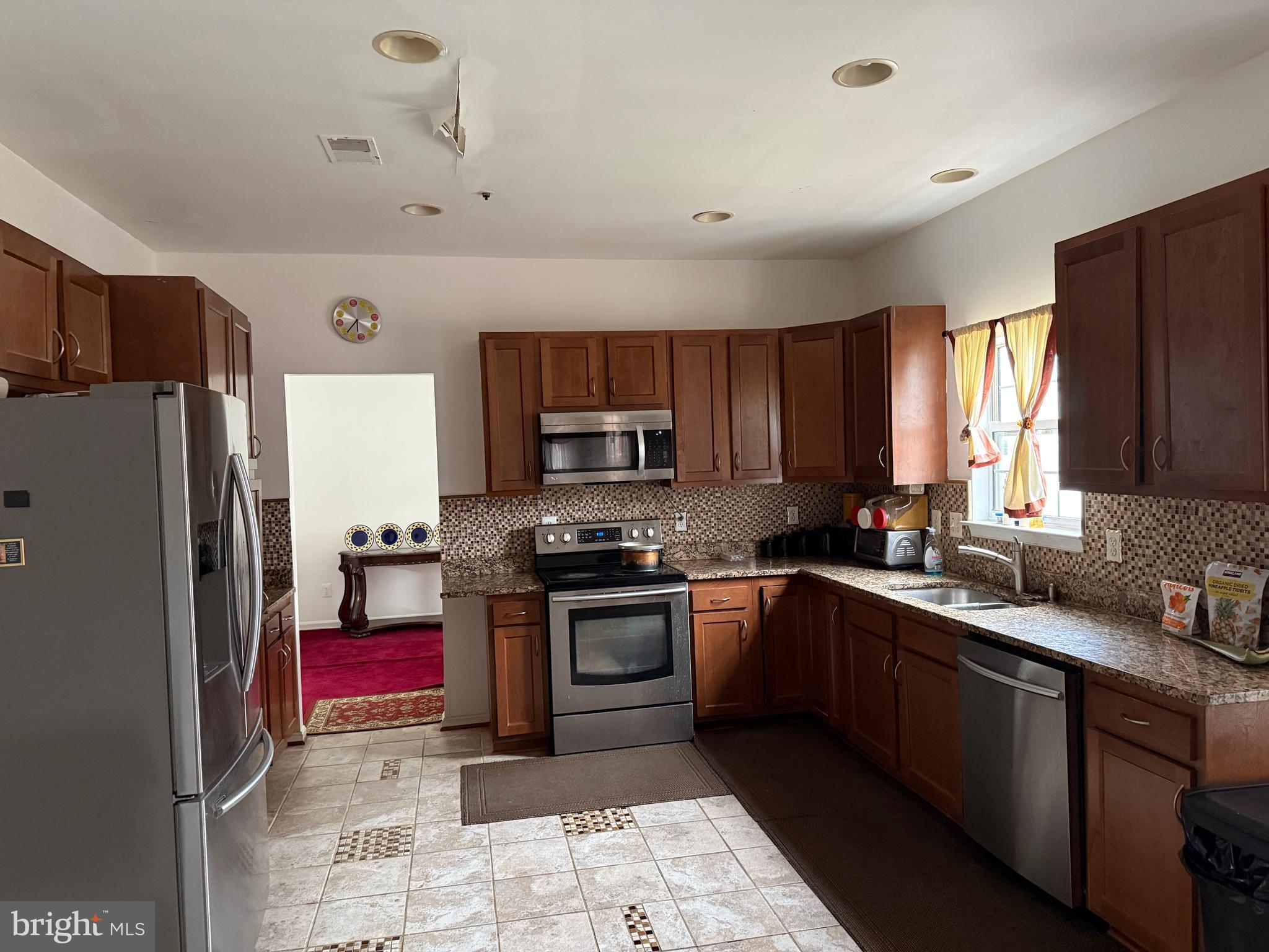 GLENN DALE ESTATES - Residential