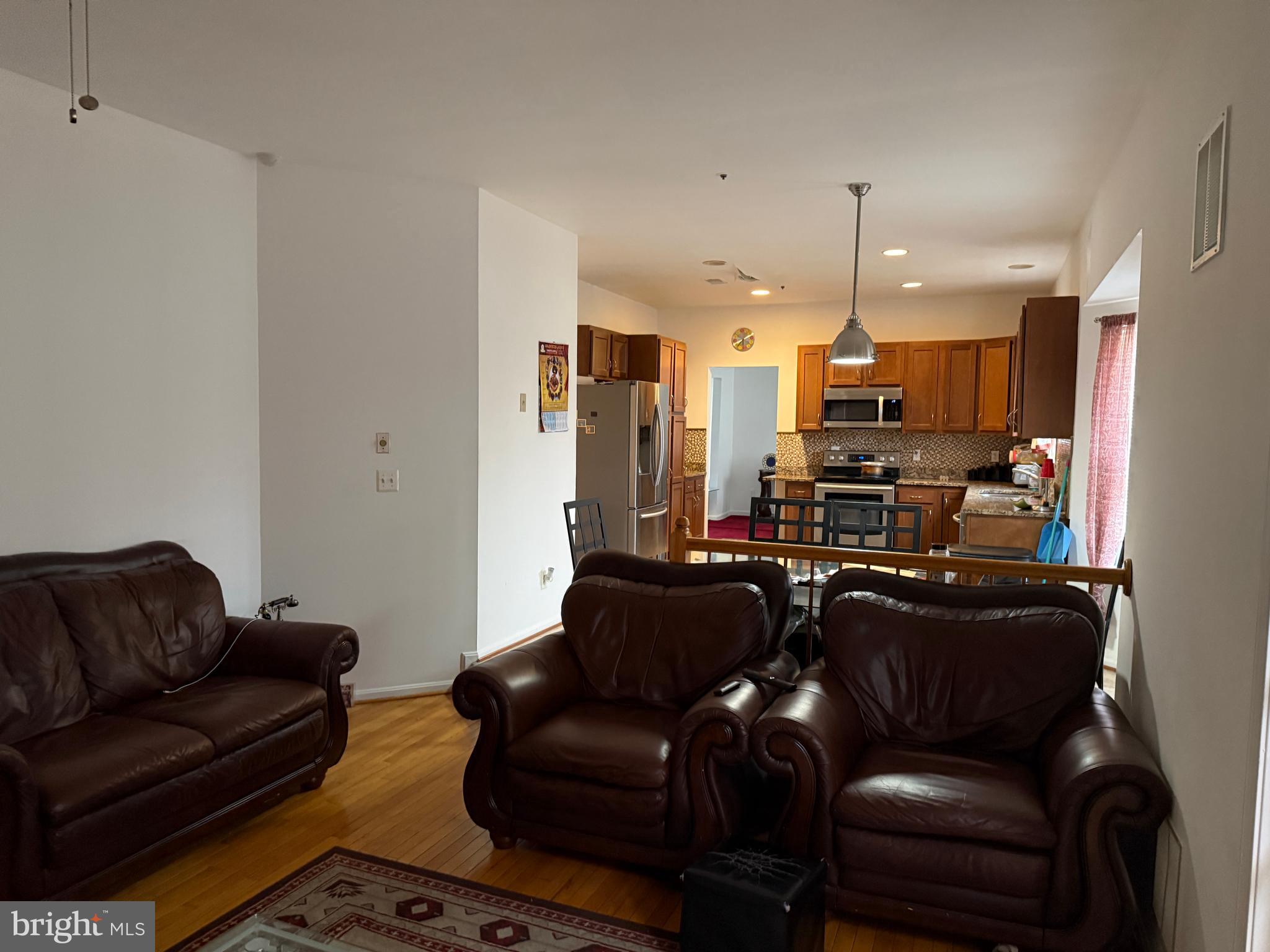 GLENN DALE ESTATES - Residential