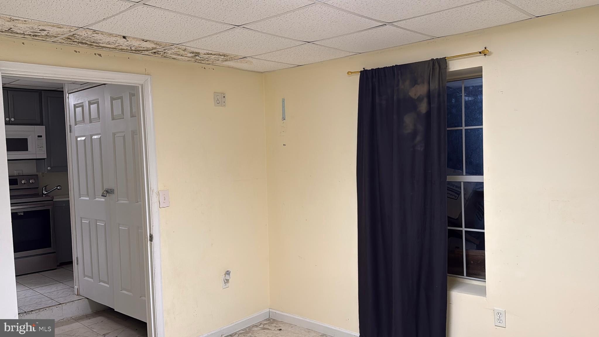 GLENN DALE ESTATES - Residential