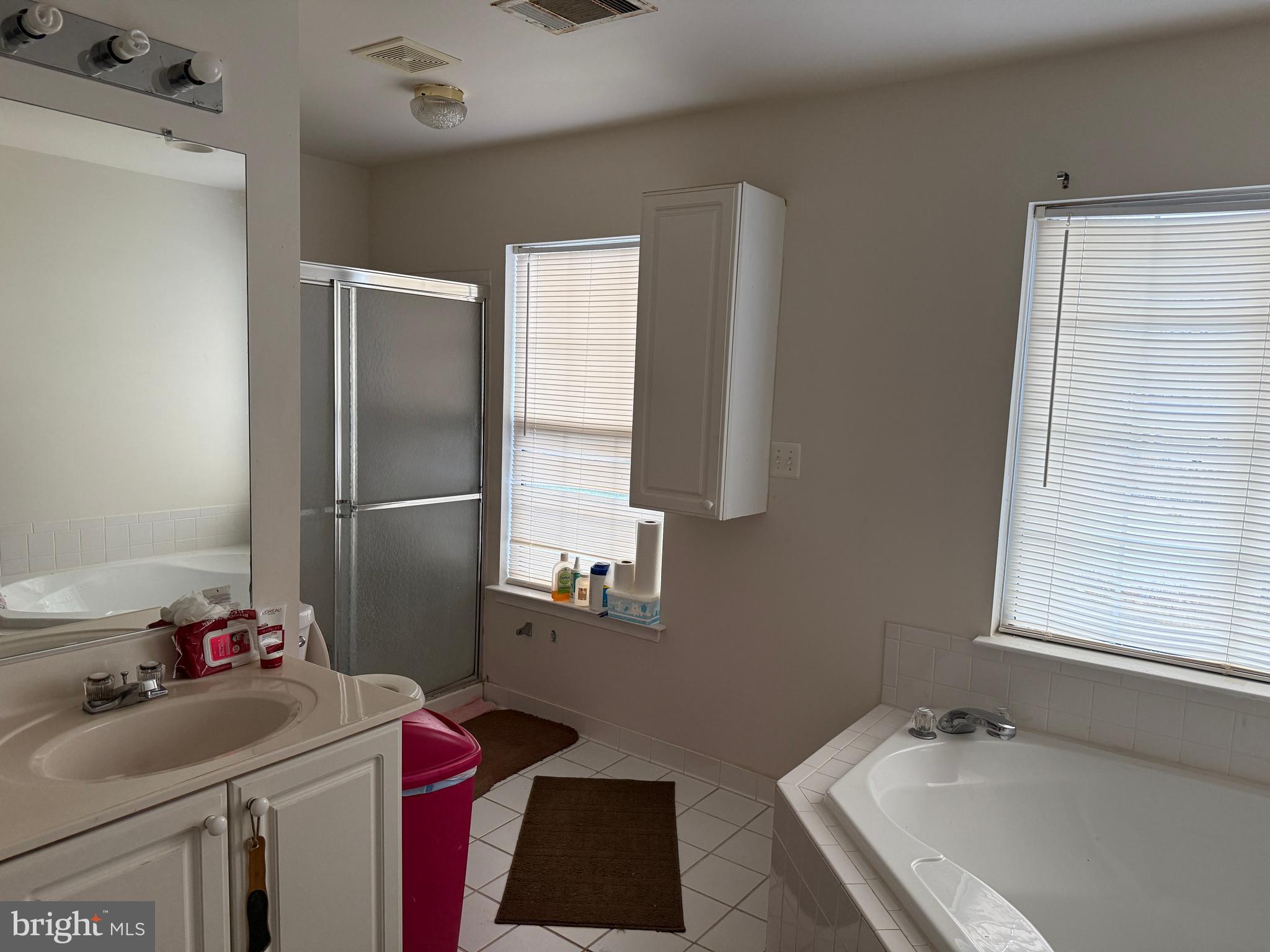 GLENN DALE ESTATES - Residential