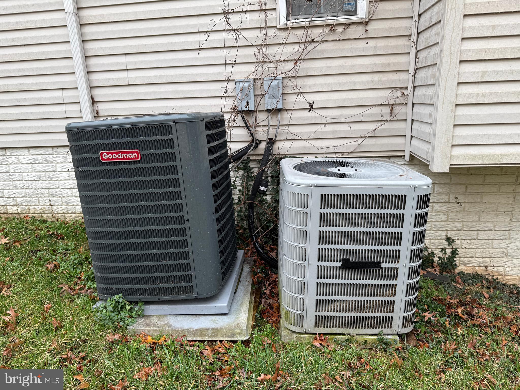 GLENN DALE ESTATES - Residential