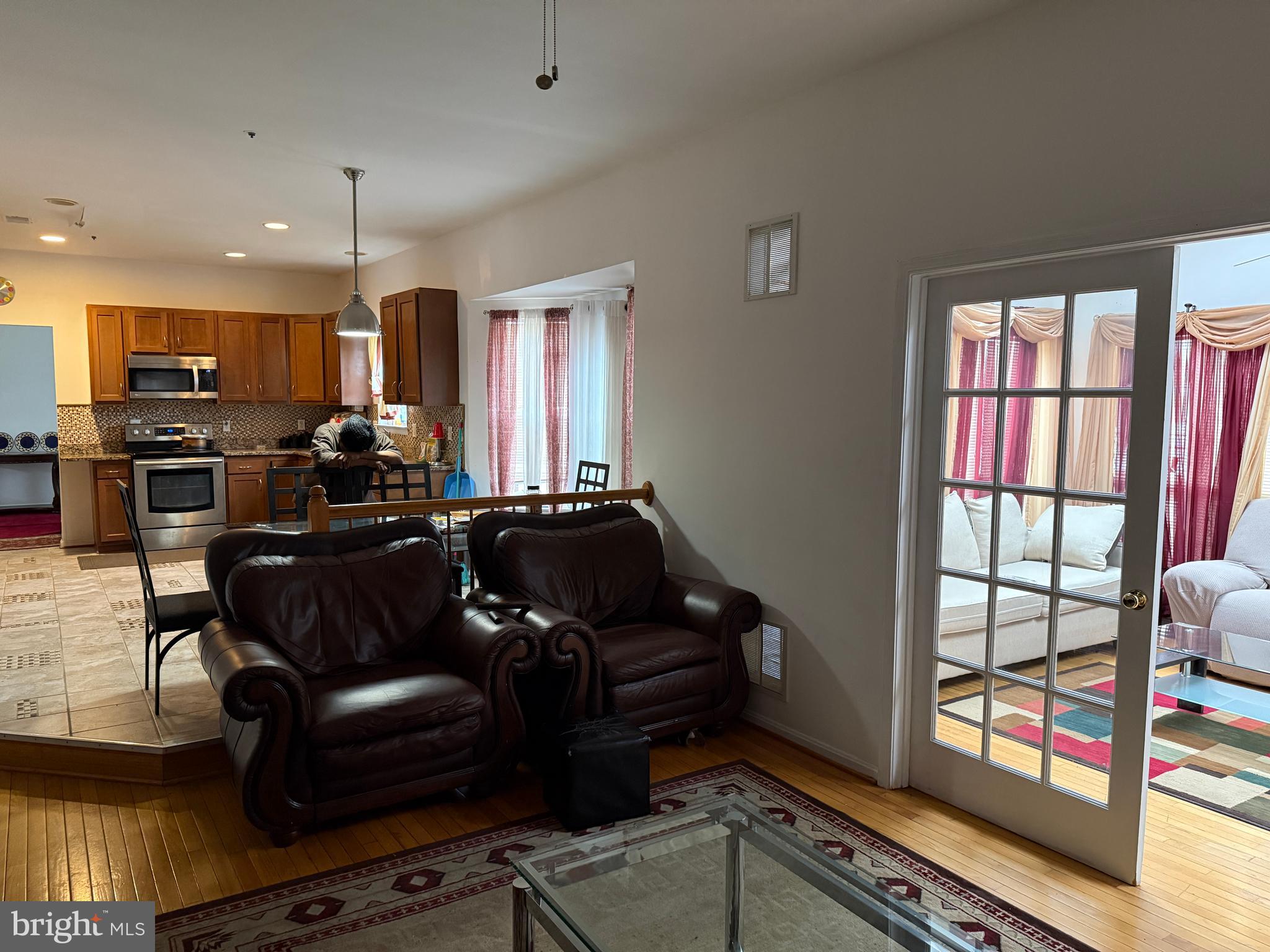 GLENN DALE ESTATES - Residential