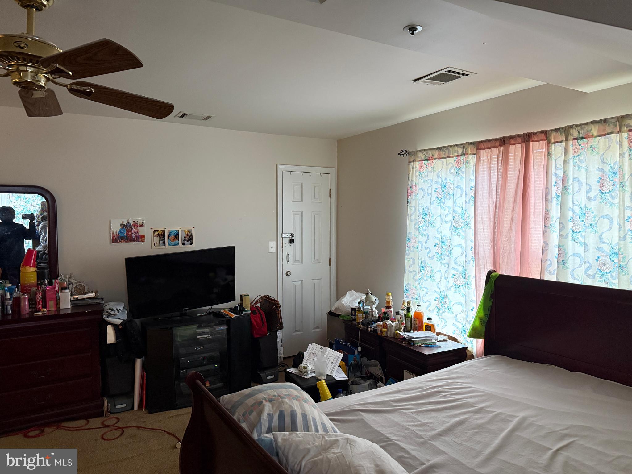 GLENN DALE ESTATES - Residential