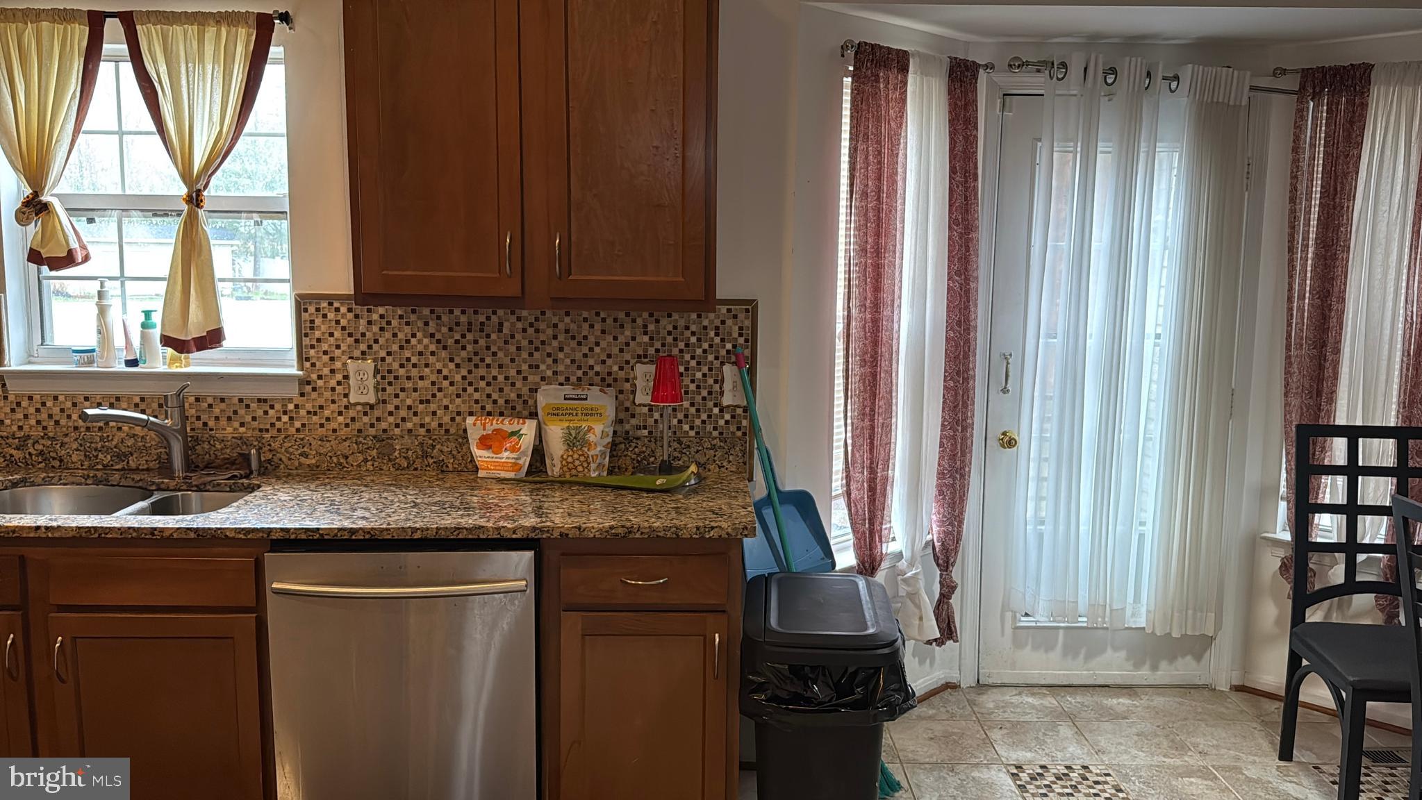 GLENN DALE ESTATES - Residential