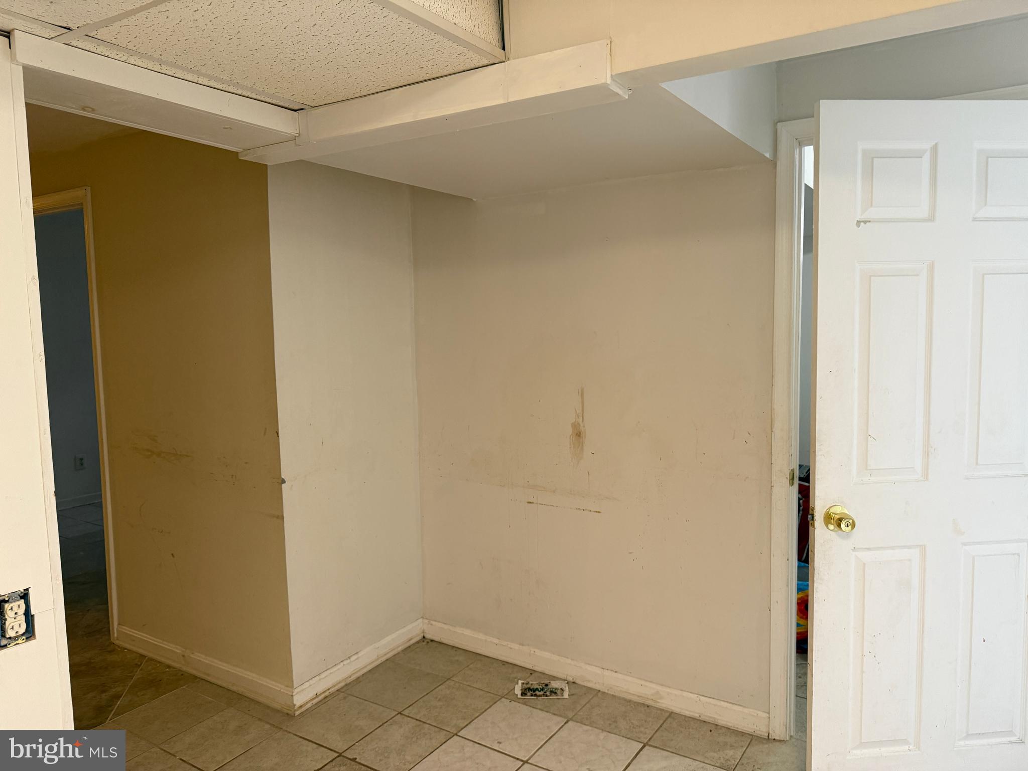 GLENN DALE ESTATES - Residential