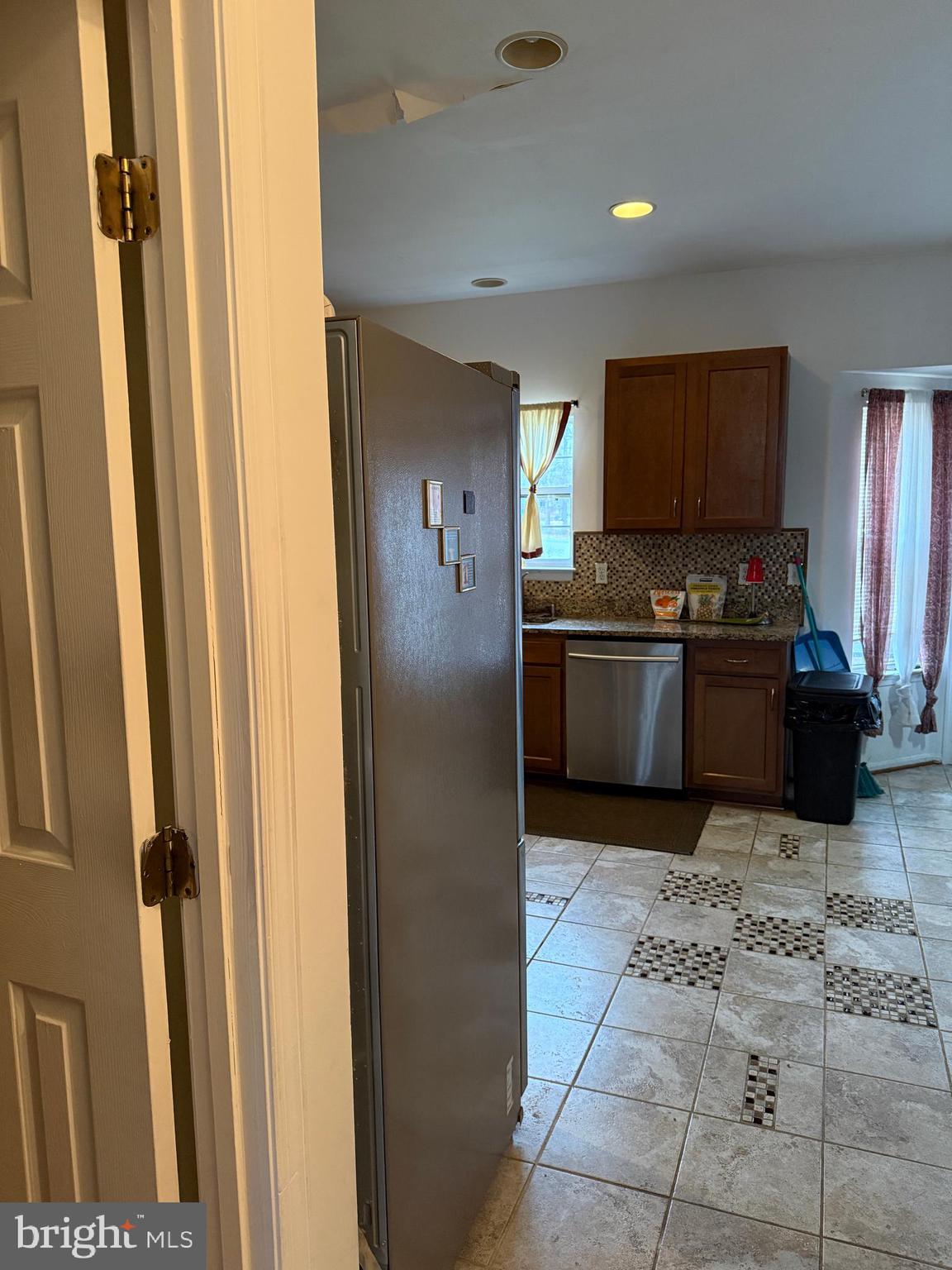 GLENN DALE ESTATES - Residential