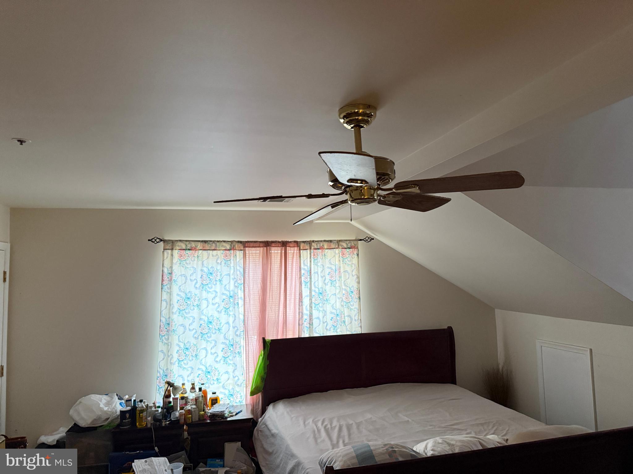 GLENN DALE ESTATES - Residential