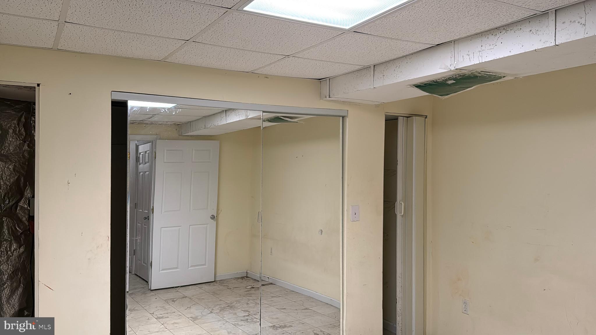 GLENN DALE ESTATES - Residential