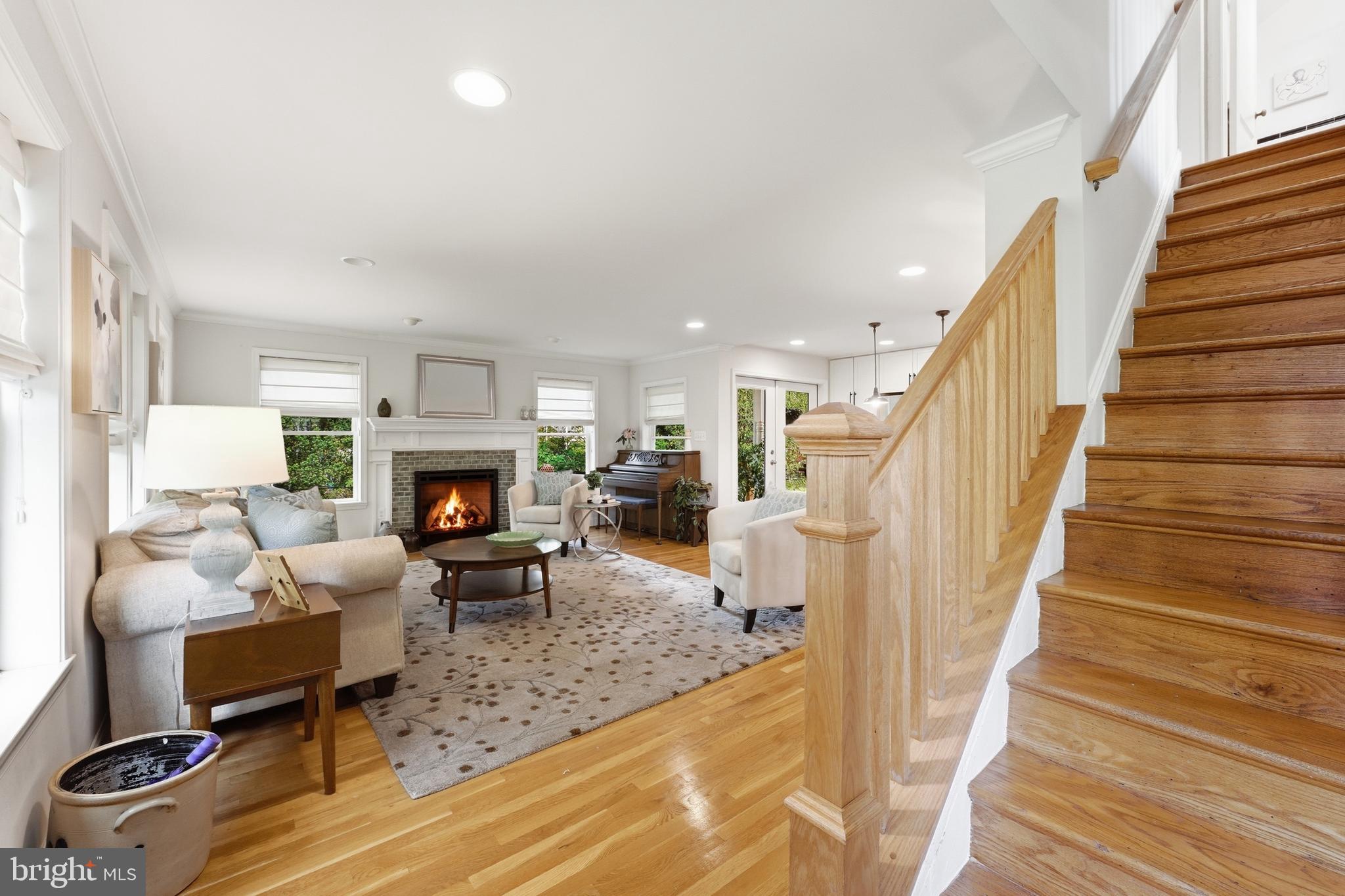 ROSEWOOD - Residential
