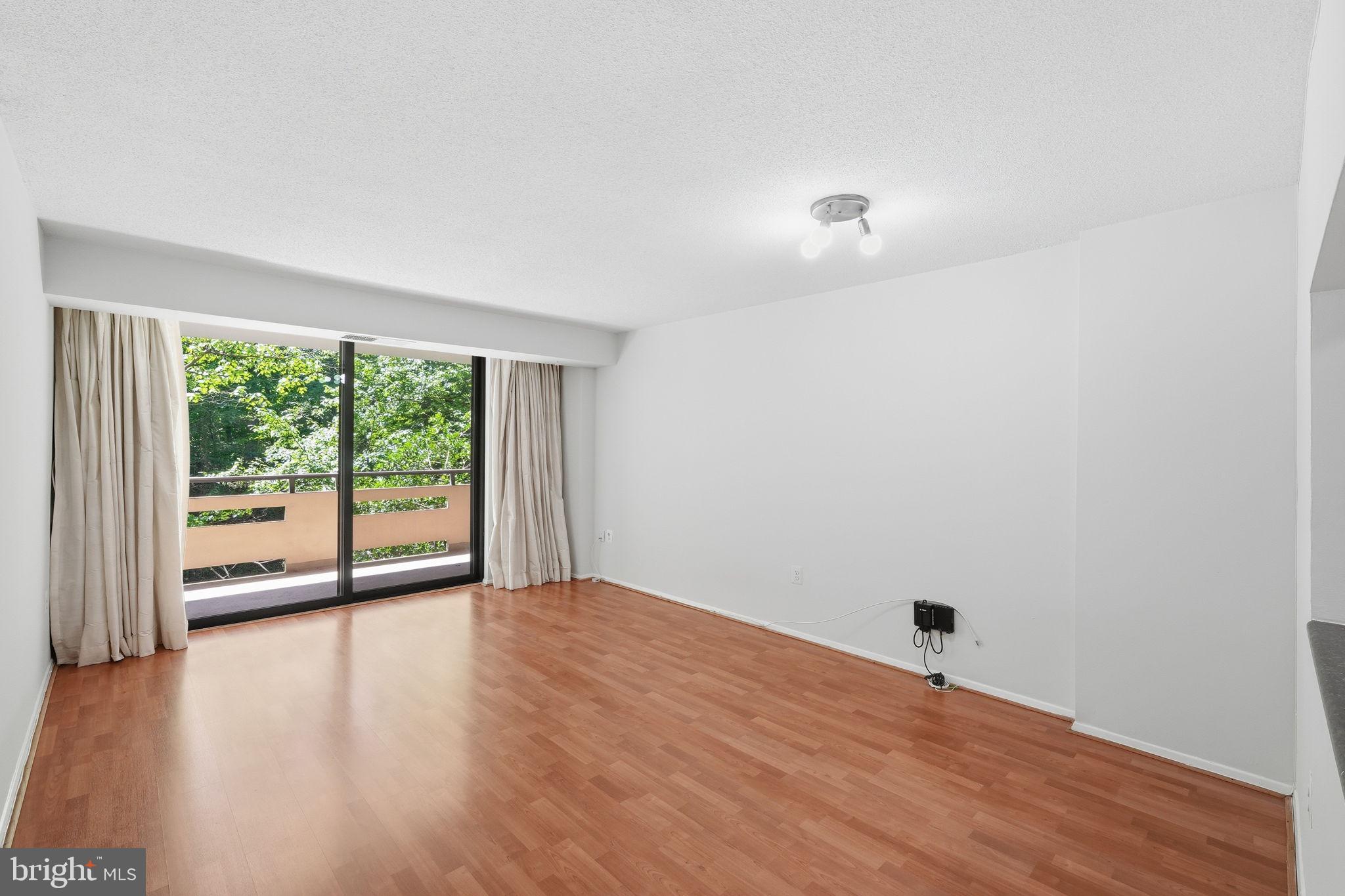 1808 OLD MEADOW ROAD 503