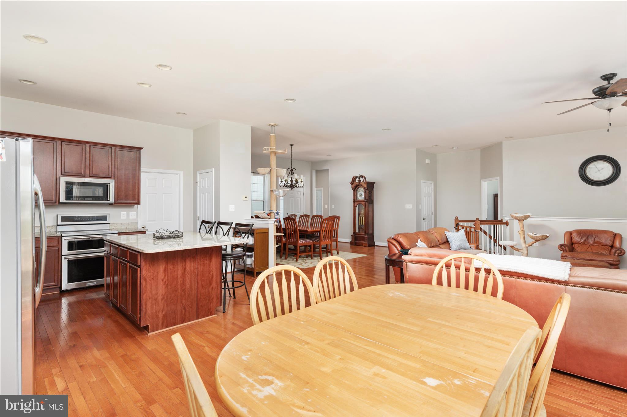 ARCADIA SPRINGS - Residential