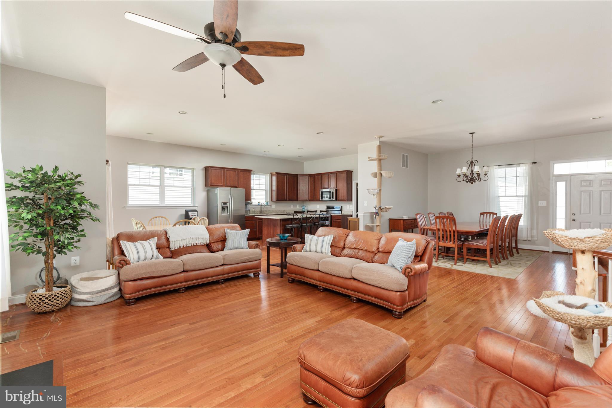 ARCADIA SPRINGS - Residential