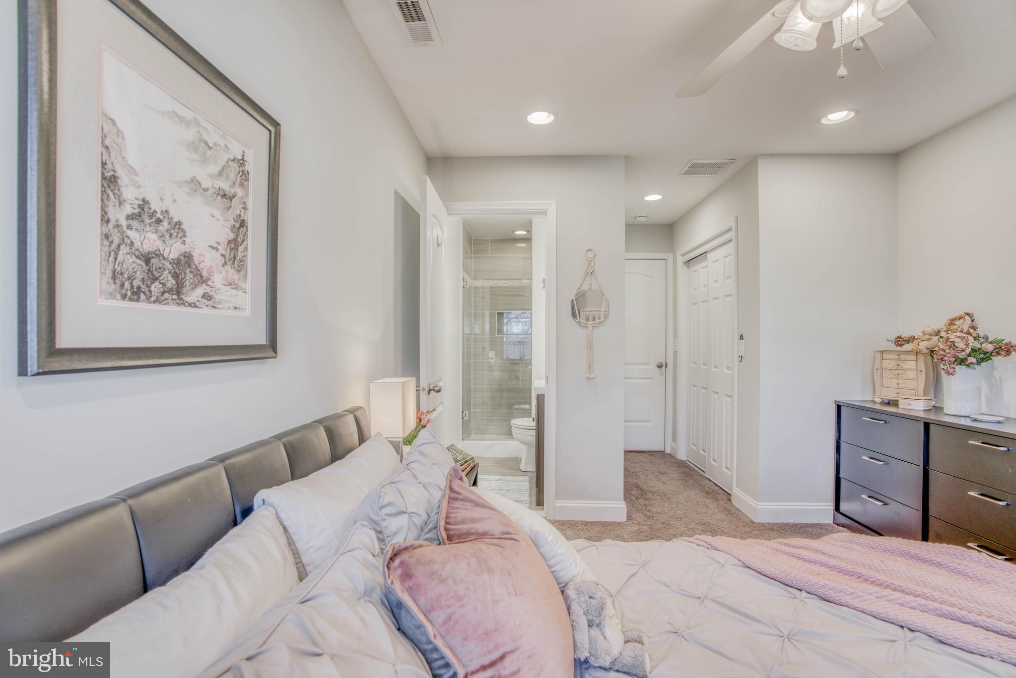 UPPER FELLS POINT - Residential