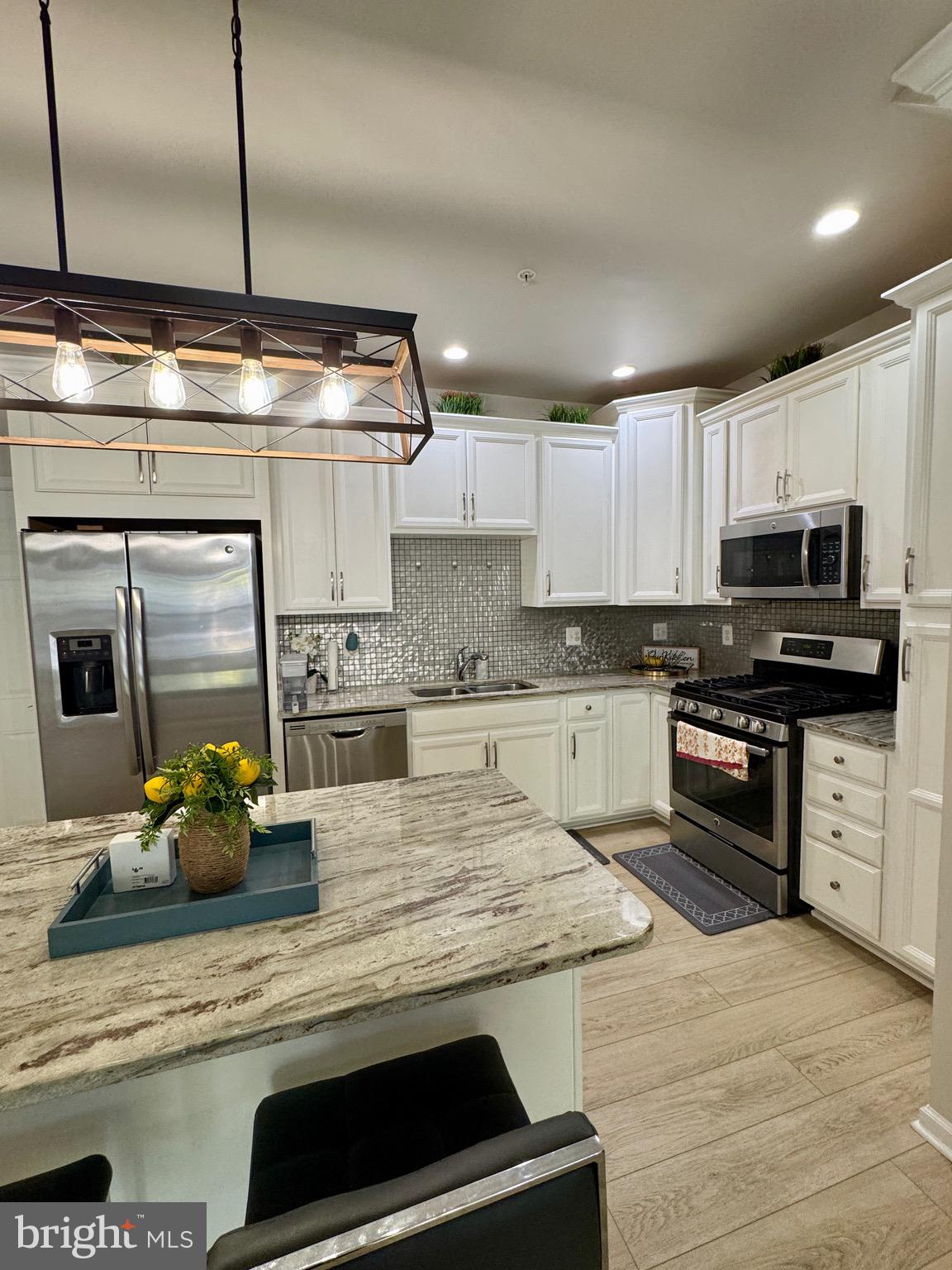 BUCKINGHAM AT LOUDOUN VALLEY - Residential