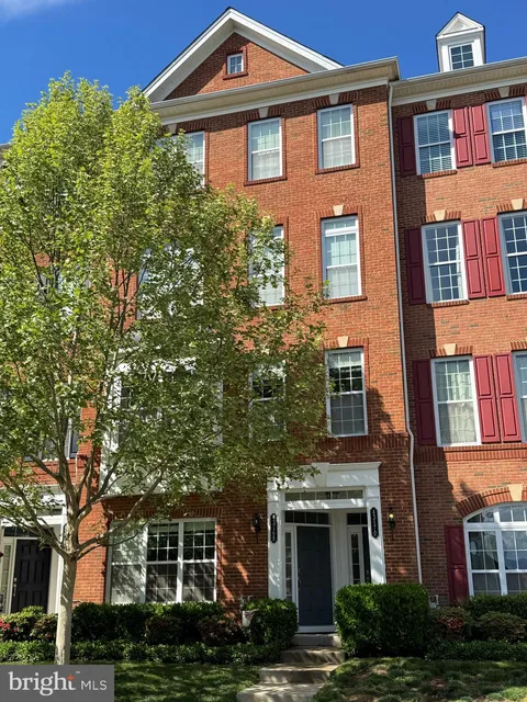 43168 Wealdstone Terrace, Ashburn, VA MLS: VALO2095698