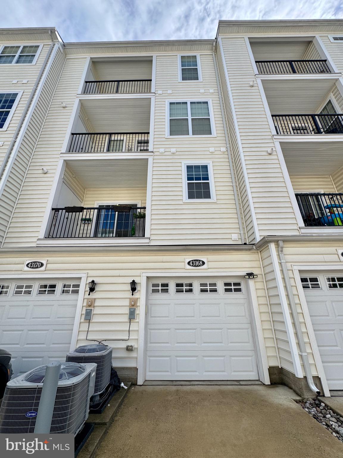 BUCKINGHAM AT LOUDOUN VALLEY - Residential