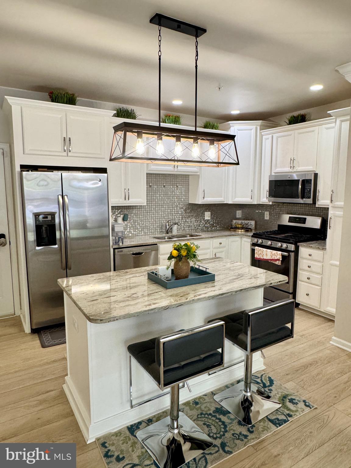 BUCKINGHAM AT LOUDOUN VALLEY - Residential