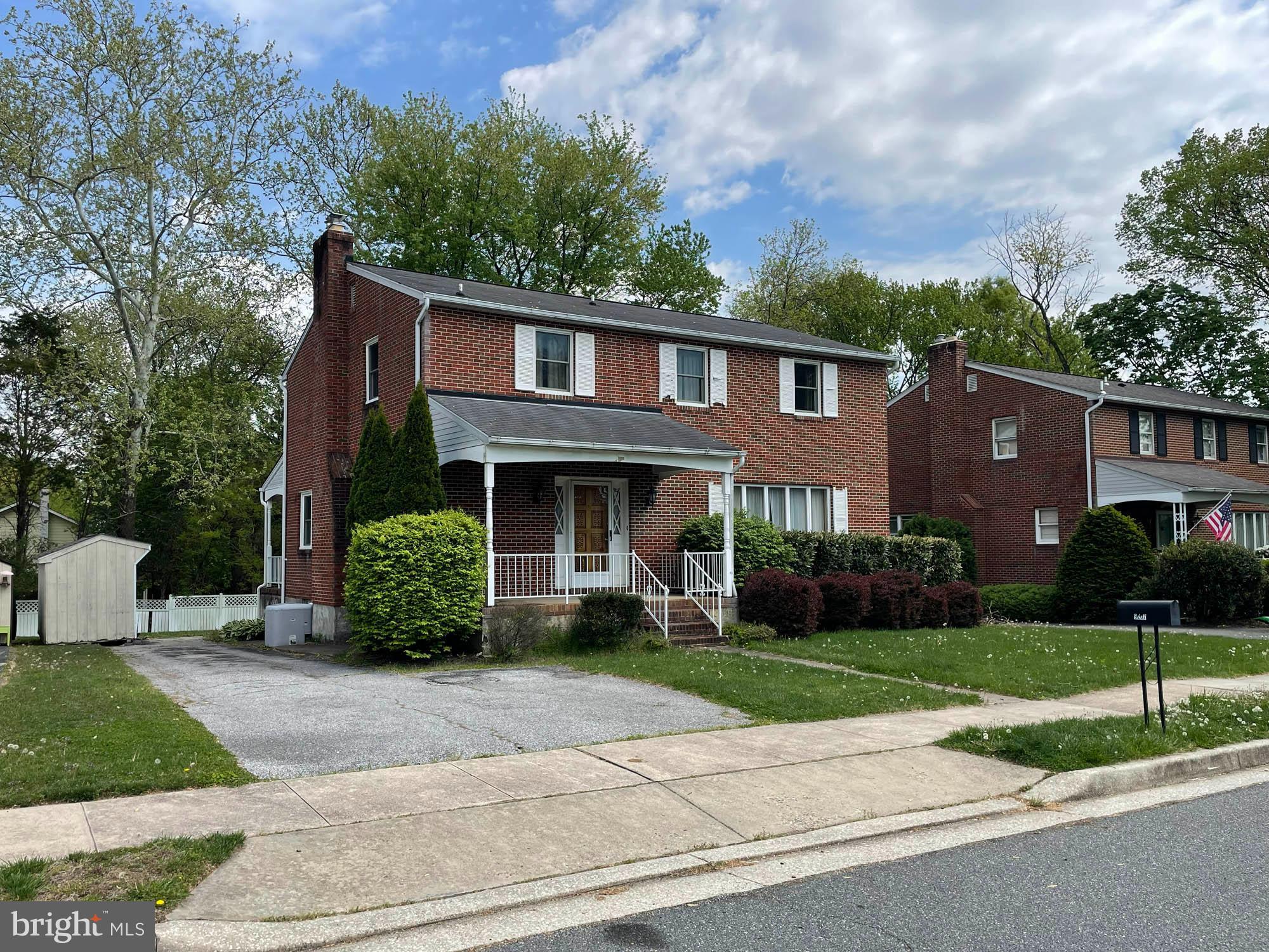 PERRY HALL - Residential