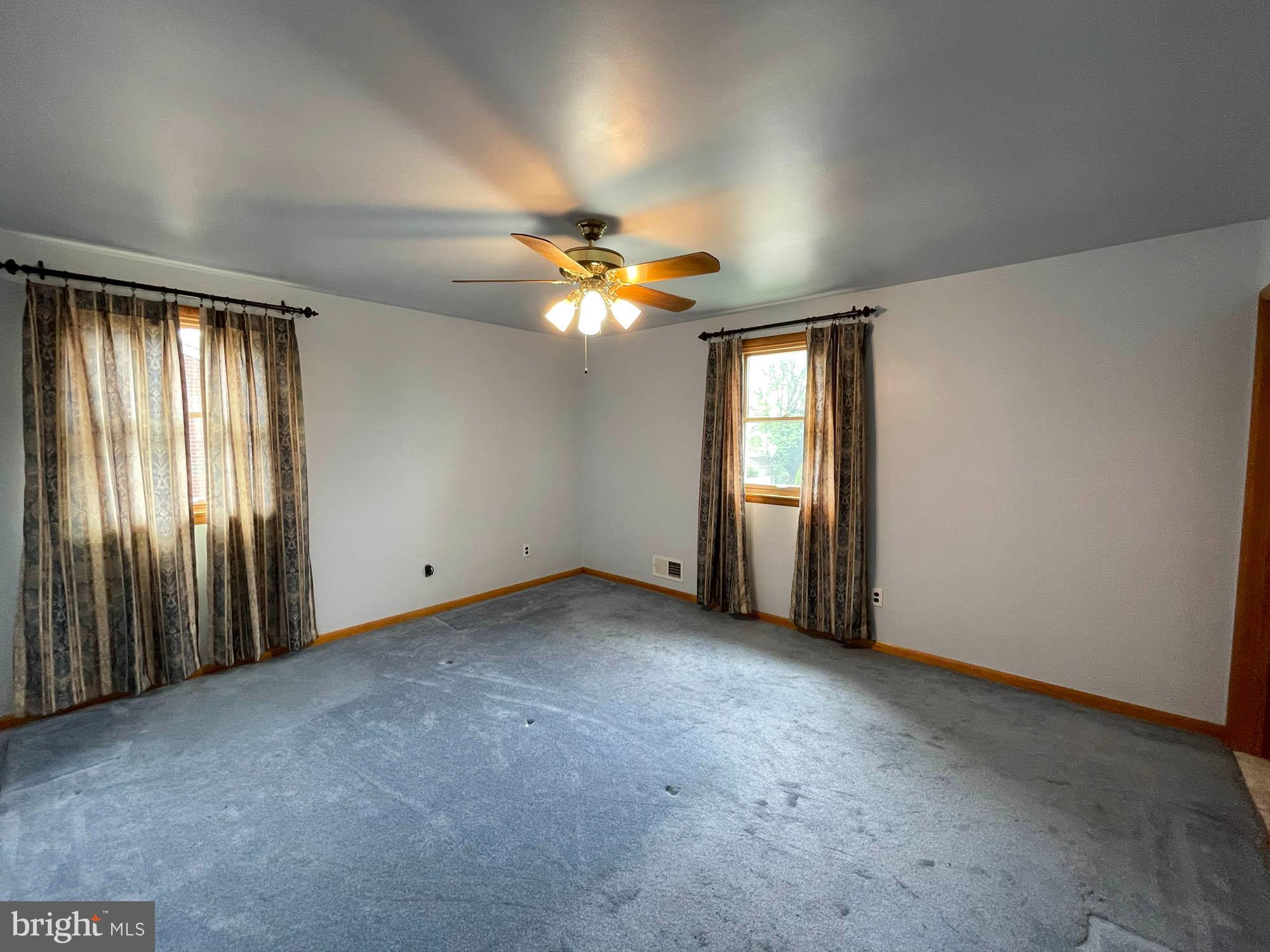 PERRY HALL - Residential