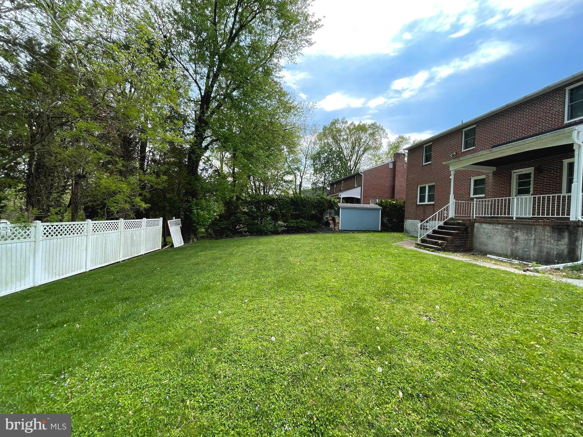 PERRY HALL - Residential