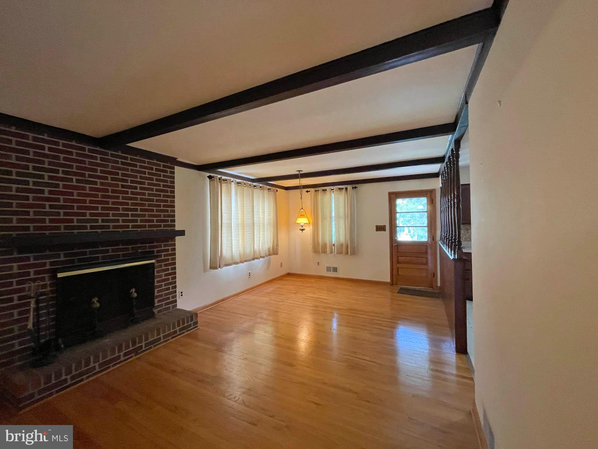 PERRY HALL - Residential