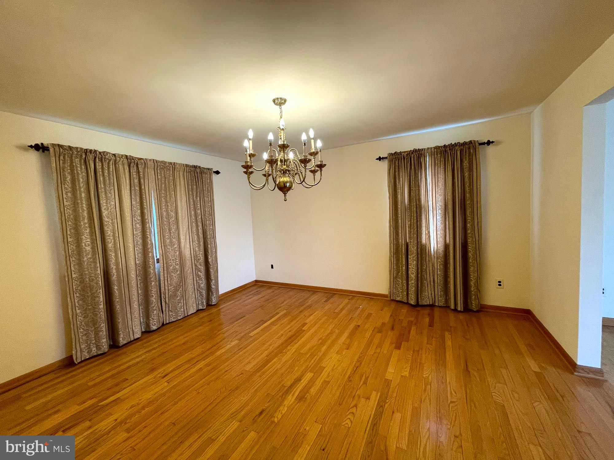 PERRY HALL - Residential