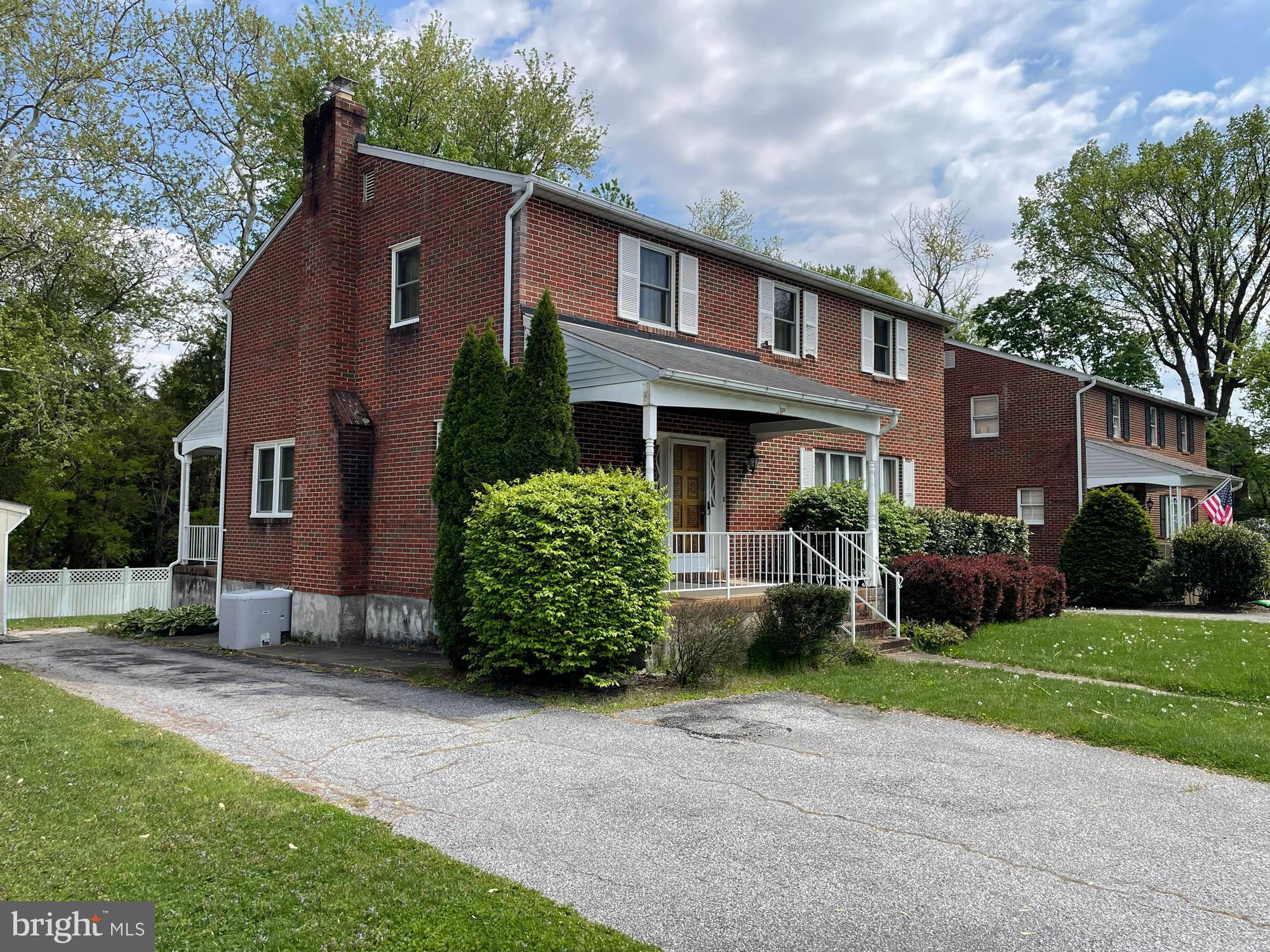 PERRY HALL - Residential