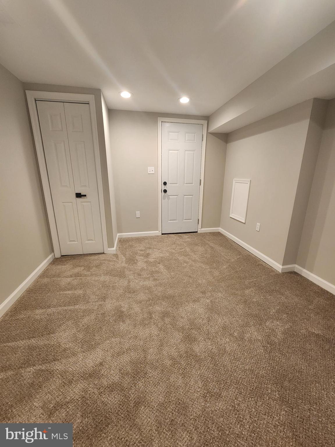 BIDDLE STREET - Residential