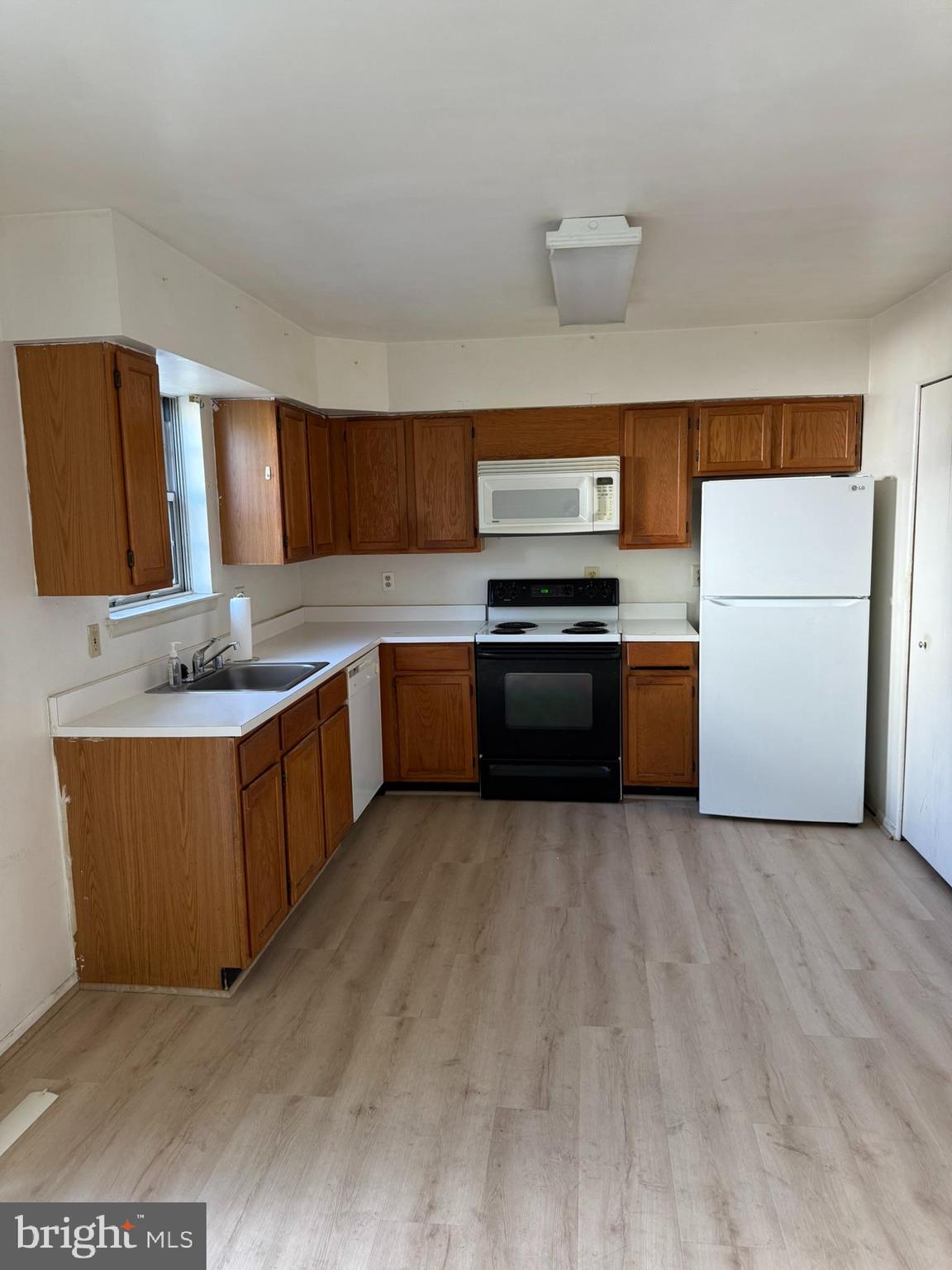 MOUNTAIN VILLAGE - Residential