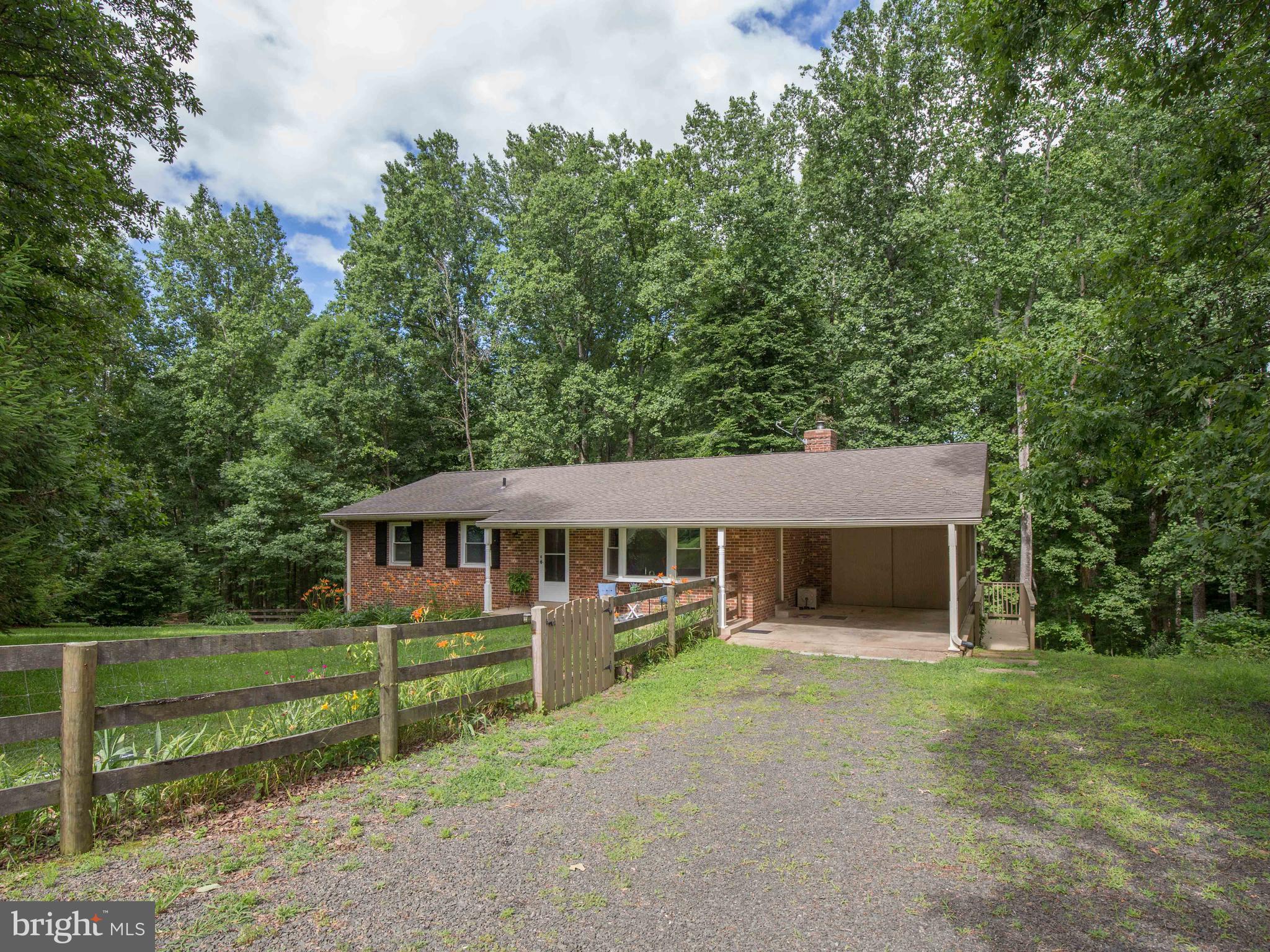 WATERLOO WOODS - Residential