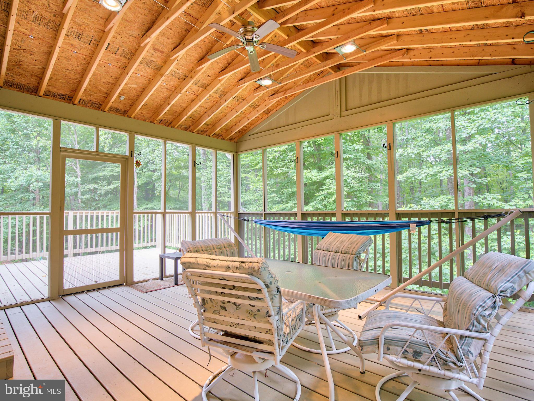 WATERLOO WOODS - Residential