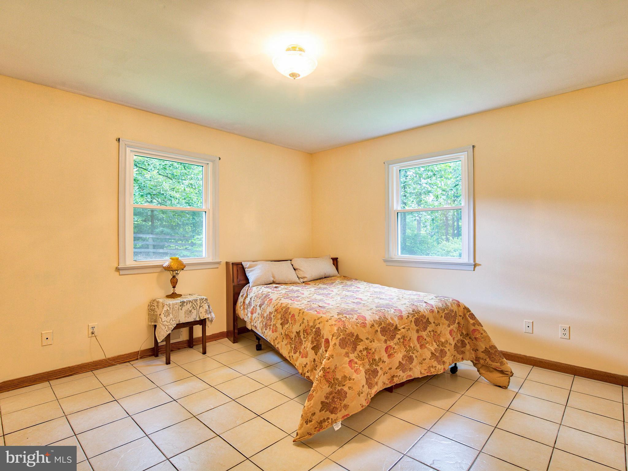 WATERLOO WOODS - Residential