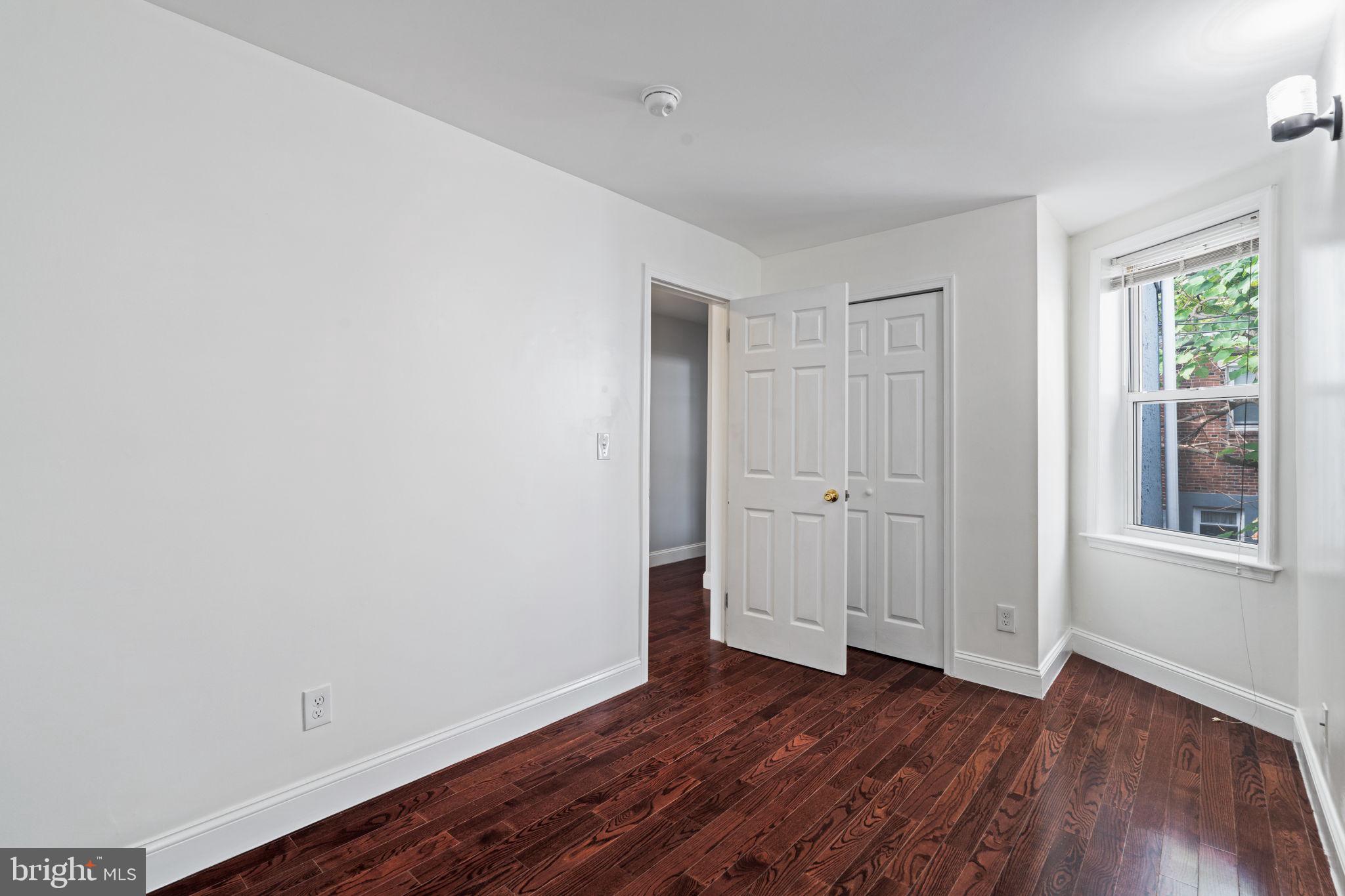 POINT BREEZE - Residential