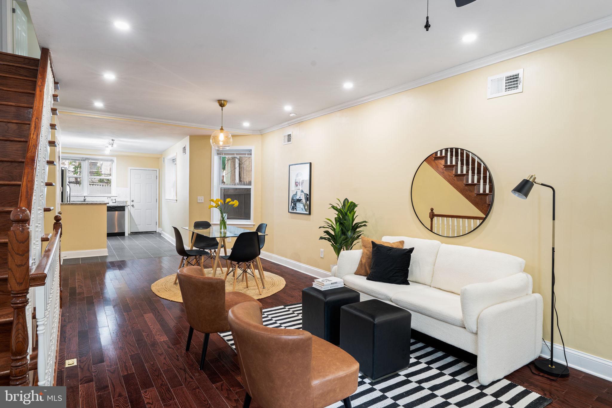 POINT BREEZE - Residential