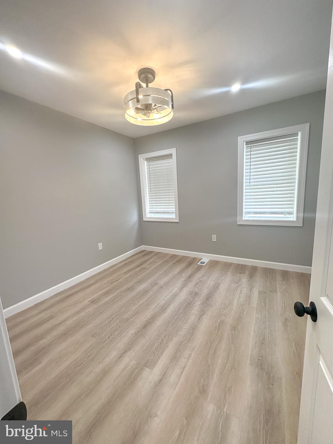 BRIDGEVIEW - GREENLAWN - Residential