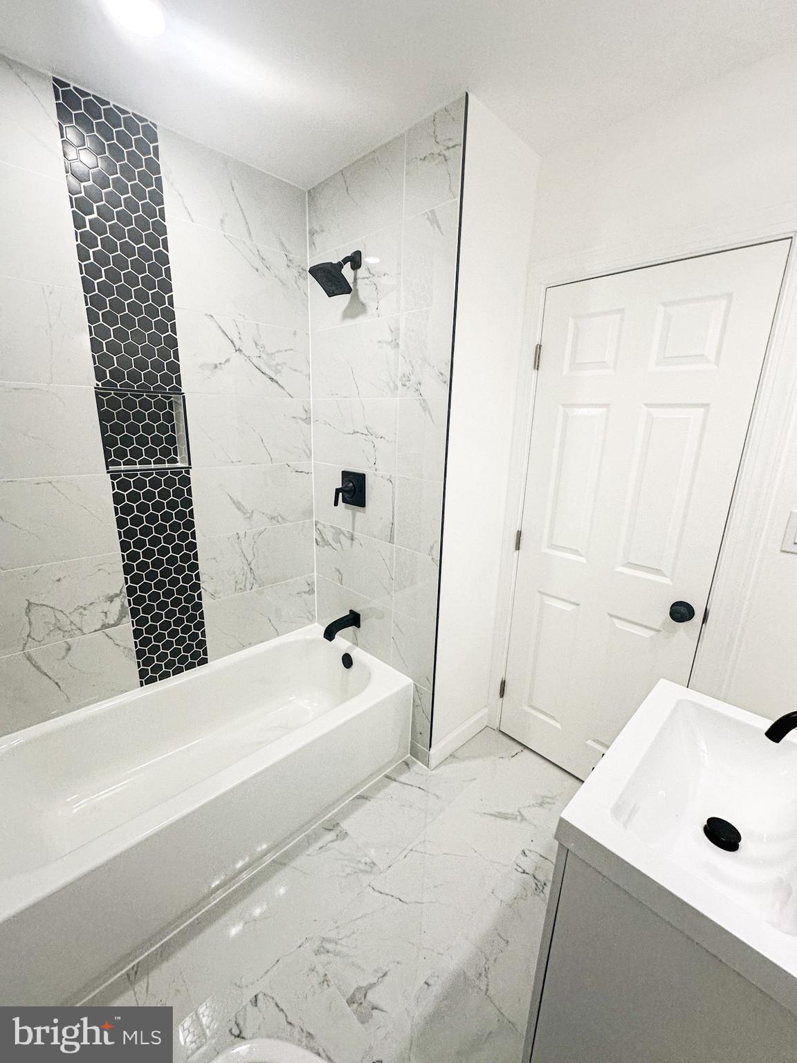 BRIDGEVIEW - GREENLAWN - Residential