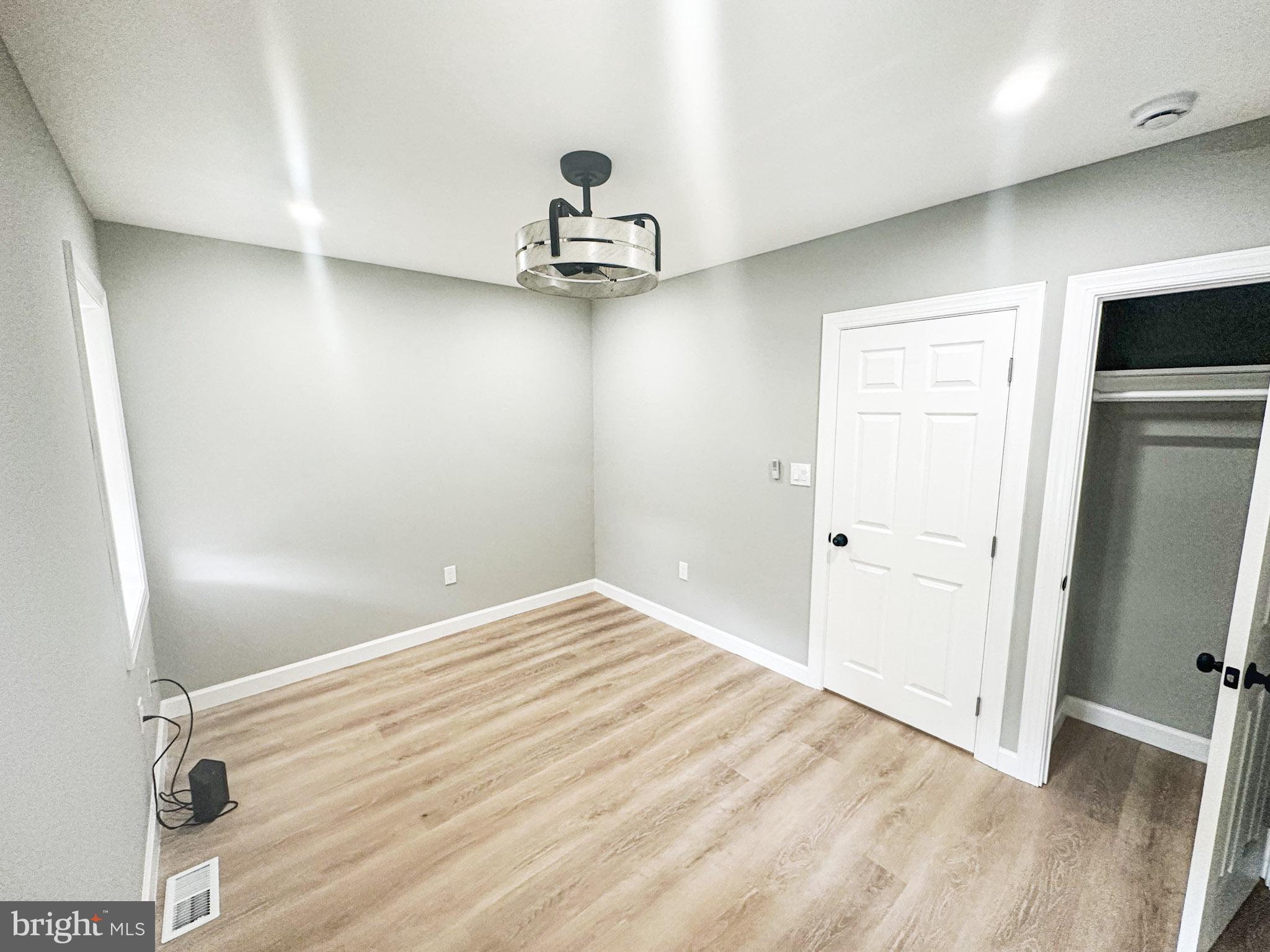 BRIDGEVIEW - GREENLAWN - Residential